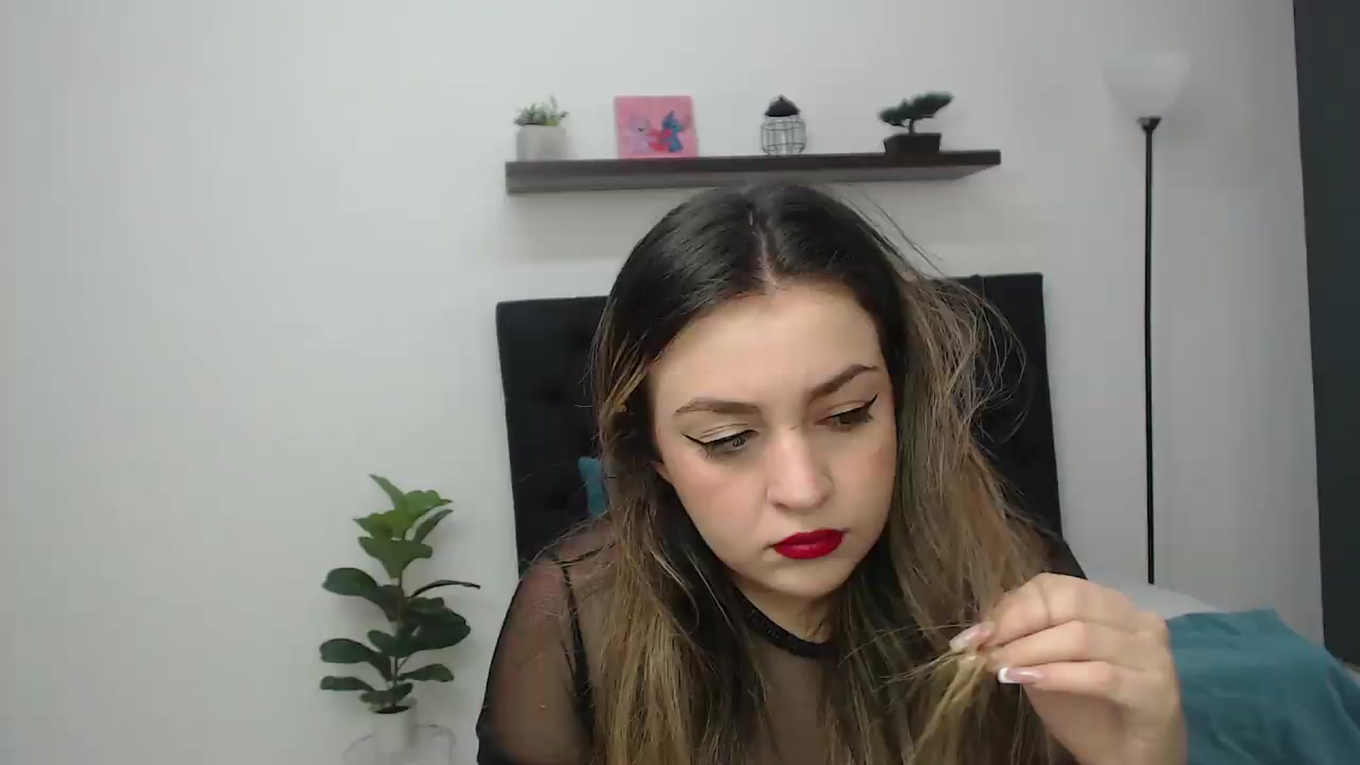Gallery image thumbnail from CamilleDucan's myfreecams stream on, 07/15/2026, 13:37 image 12 of 20
