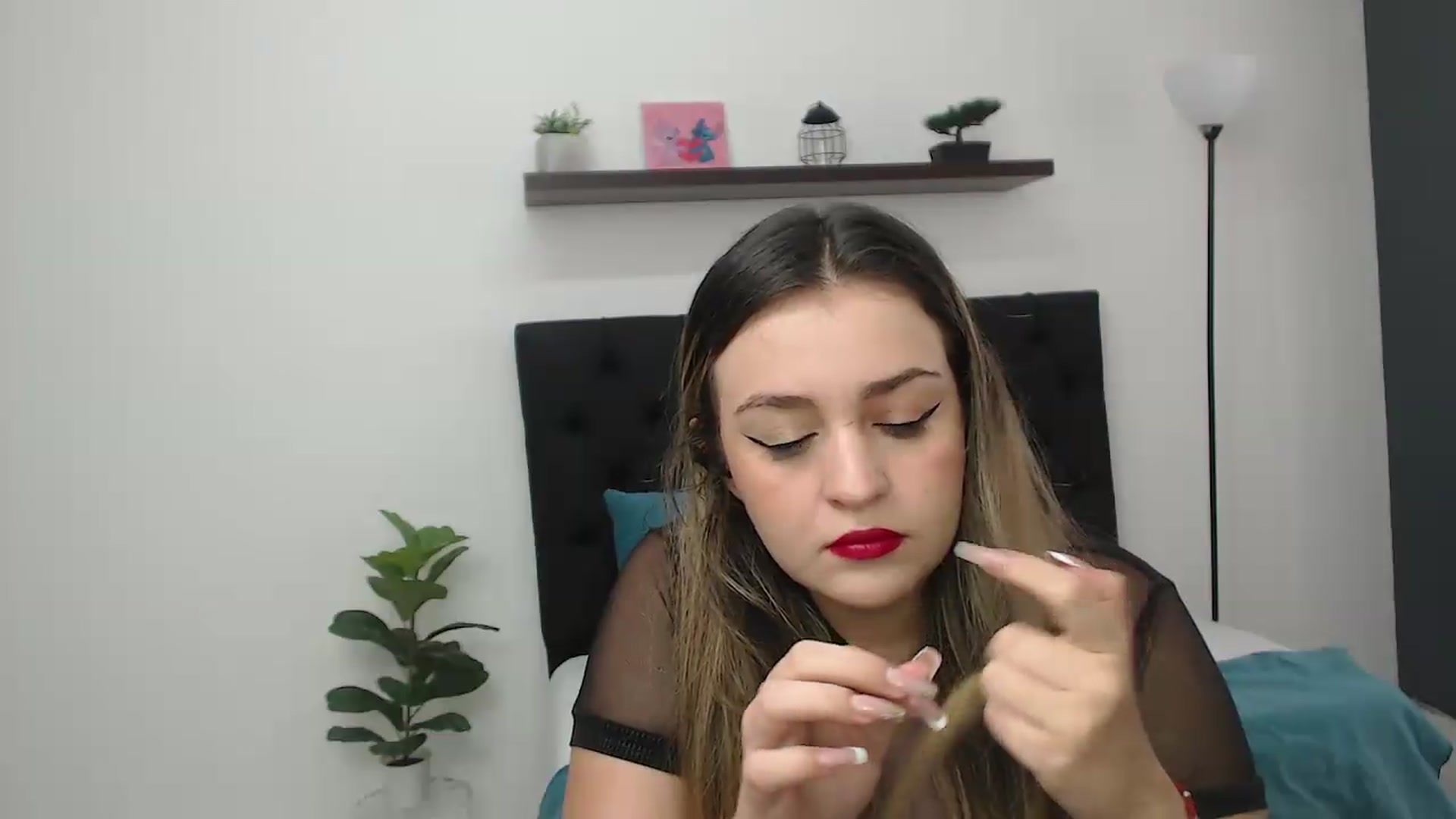 Gallery image thumbnail from CamilleDucan's myfreecams stream on, 07/15/2026, 14:10 image 14 of 20