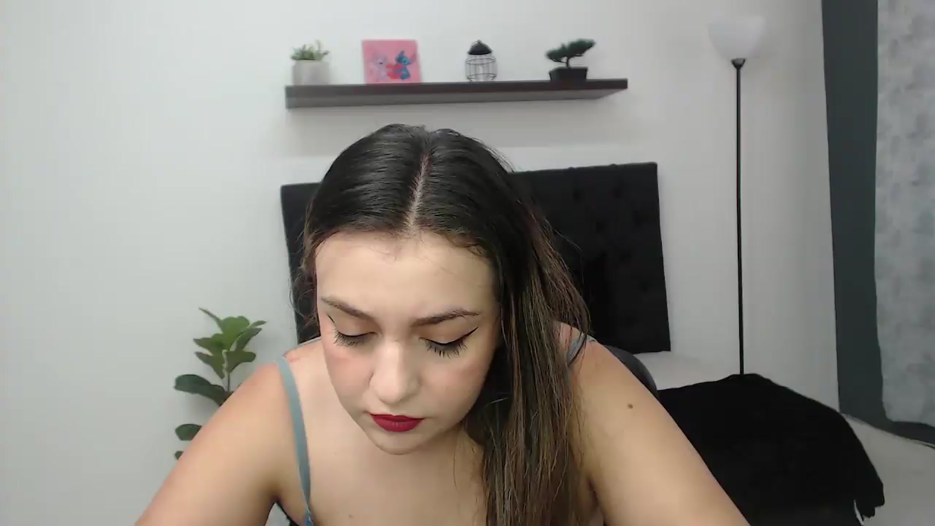 Gallery image thumbnail from CamilleDucan's myfreecams stream on, 07/21/2026, 14:27 image 11 of 20