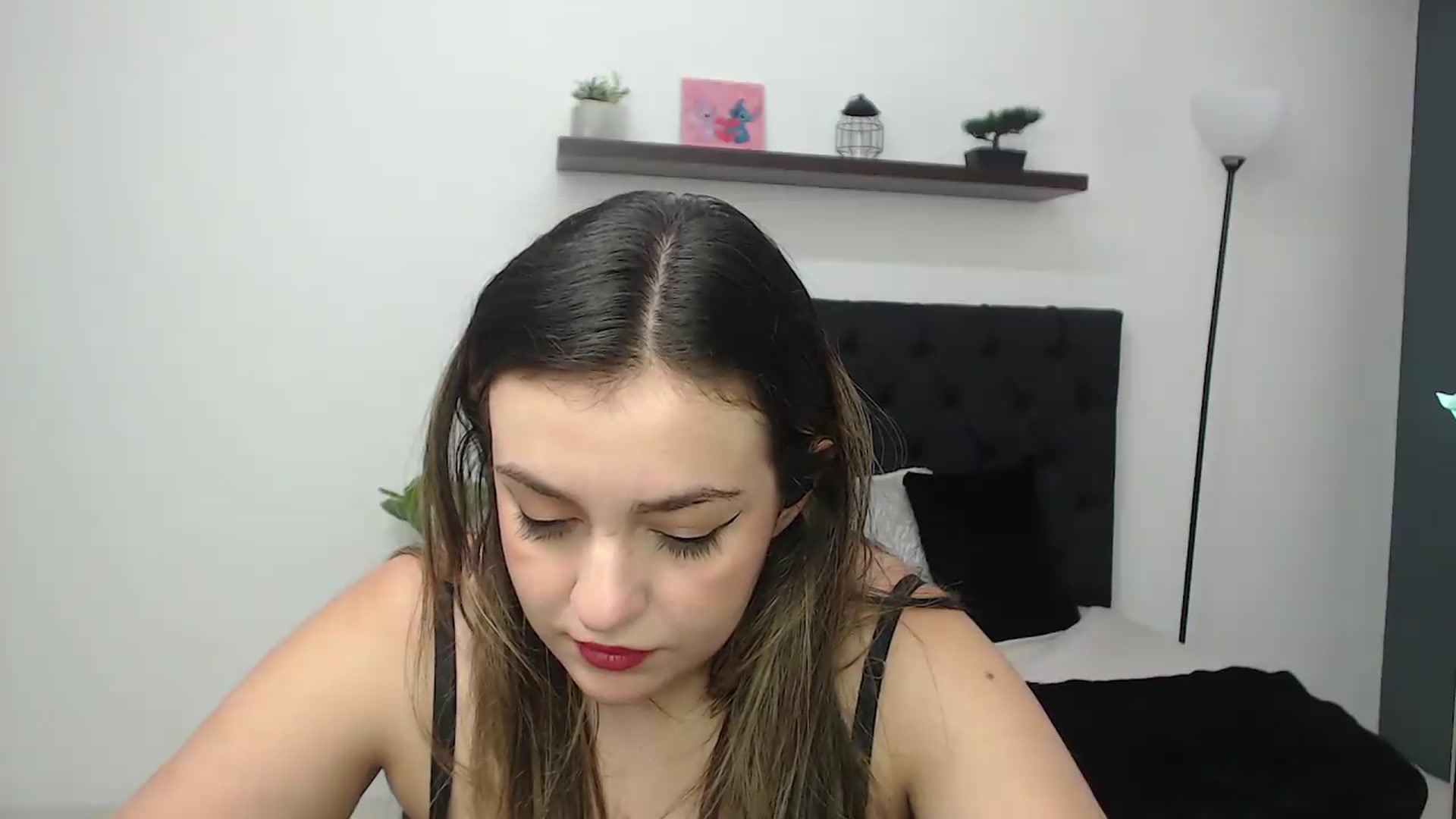 Gallery image thumbnail from CamilleDucan's myfreecams stream on, 07/29/2026, 17:03 image 5 of 20