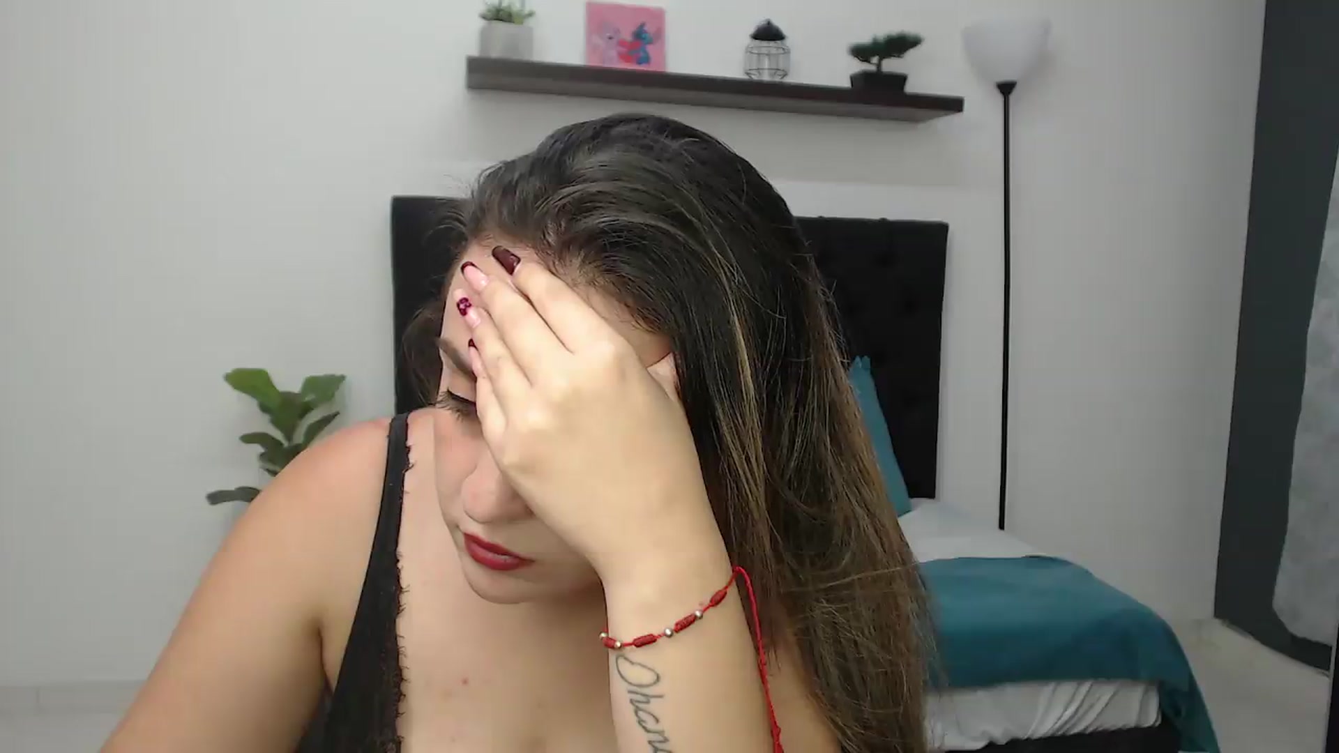 Gallery image thumbnail from CamilleDucan's myfreecams stream on, 08/17/2026, 17:09 image 18 of 20