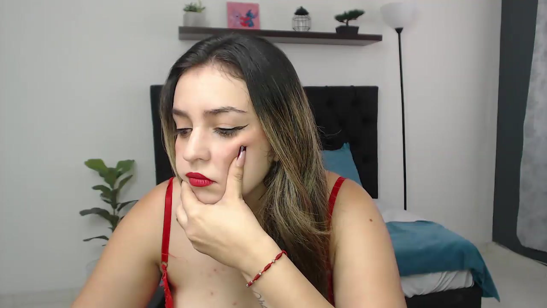 Gallery image thumbnail from CamilleDucan's myfreecams stream on, 08/18/2026, 14:45 image 6 of 20