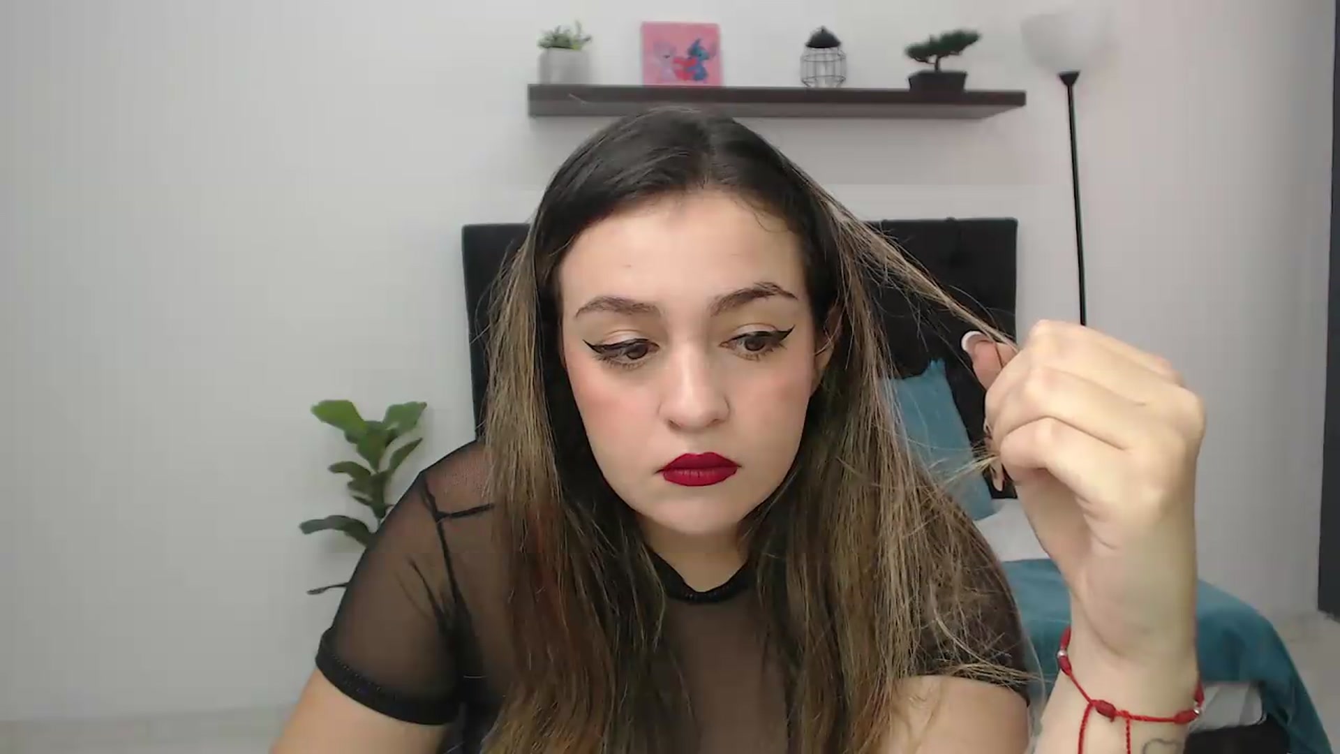 Gallery image thumbnail from CamilleDucan's myfreecams stream on, 08/20/2026, 14:39 image 17 of 20