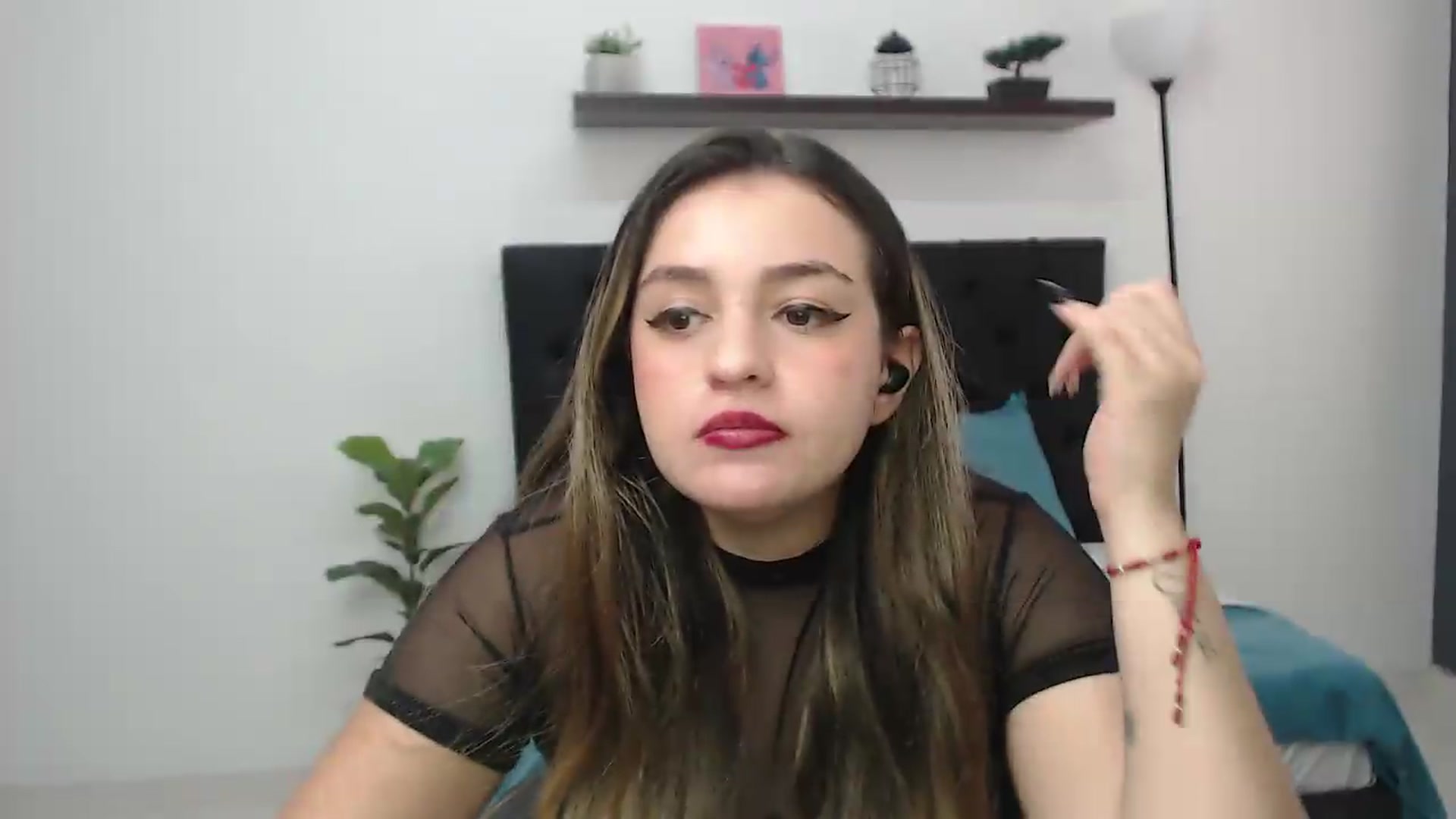 Gallery image thumbnail from CamilleDucan's myfreecams stream on, 08/20/2026, 15:49 image 14 of 20