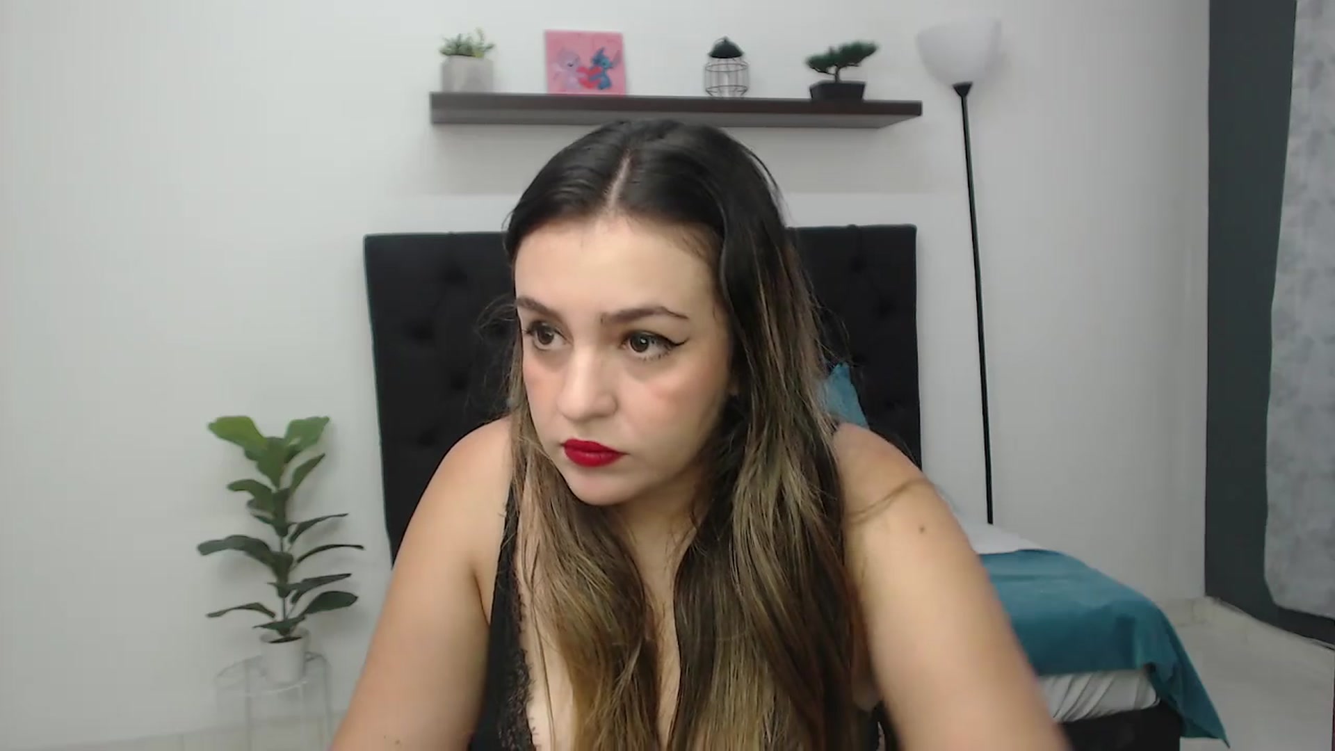 Gallery image thumbnail from CamilleDucan's myfreecams stream on, 08/25/2026, 13:51 image 14 of 20