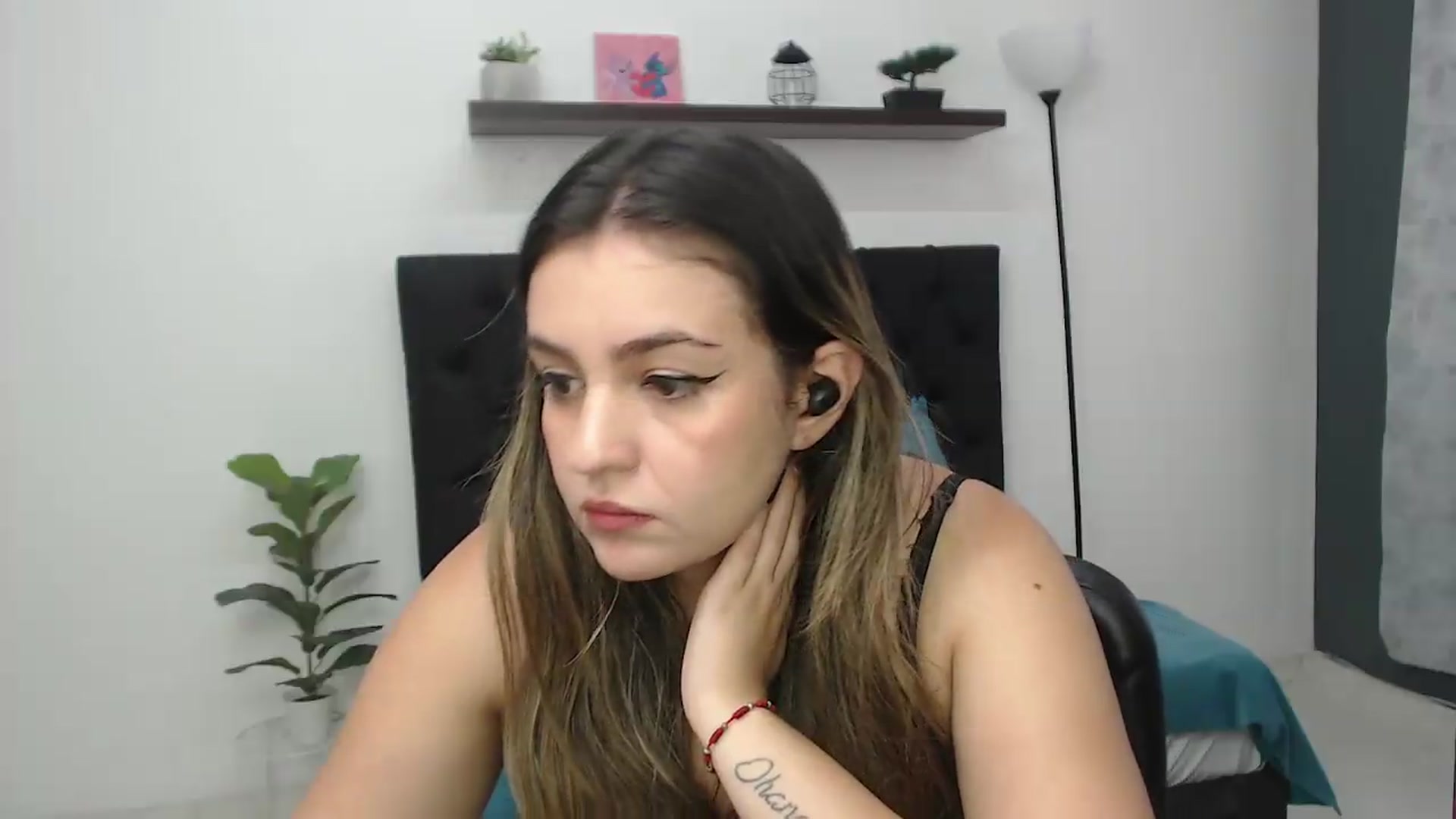 Gallery image thumbnail from CamilleDucan's myfreecams stream on, 08/25/2026, 18:06 image 12 of 20
