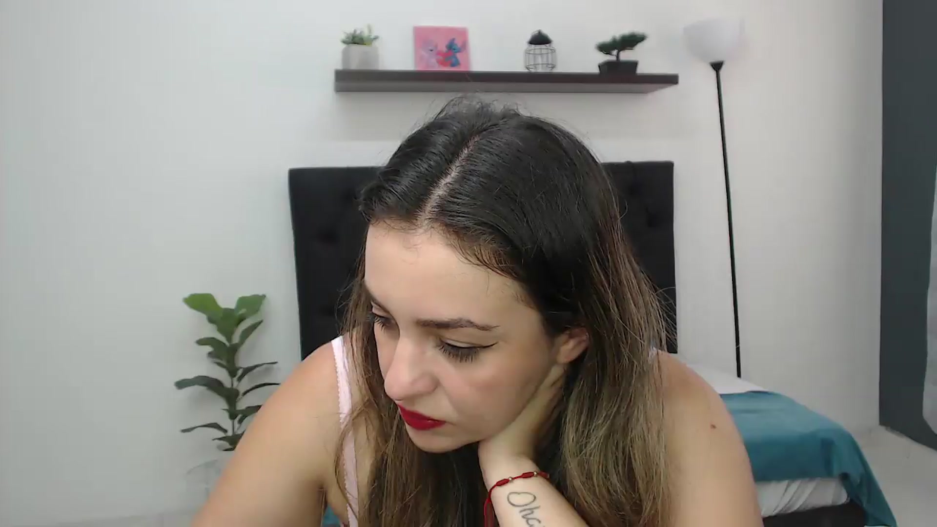 Gallery image thumbnail from CamilleDucan's myfreecams stream on, 08/27/2026, 15:59 image 10 of 20