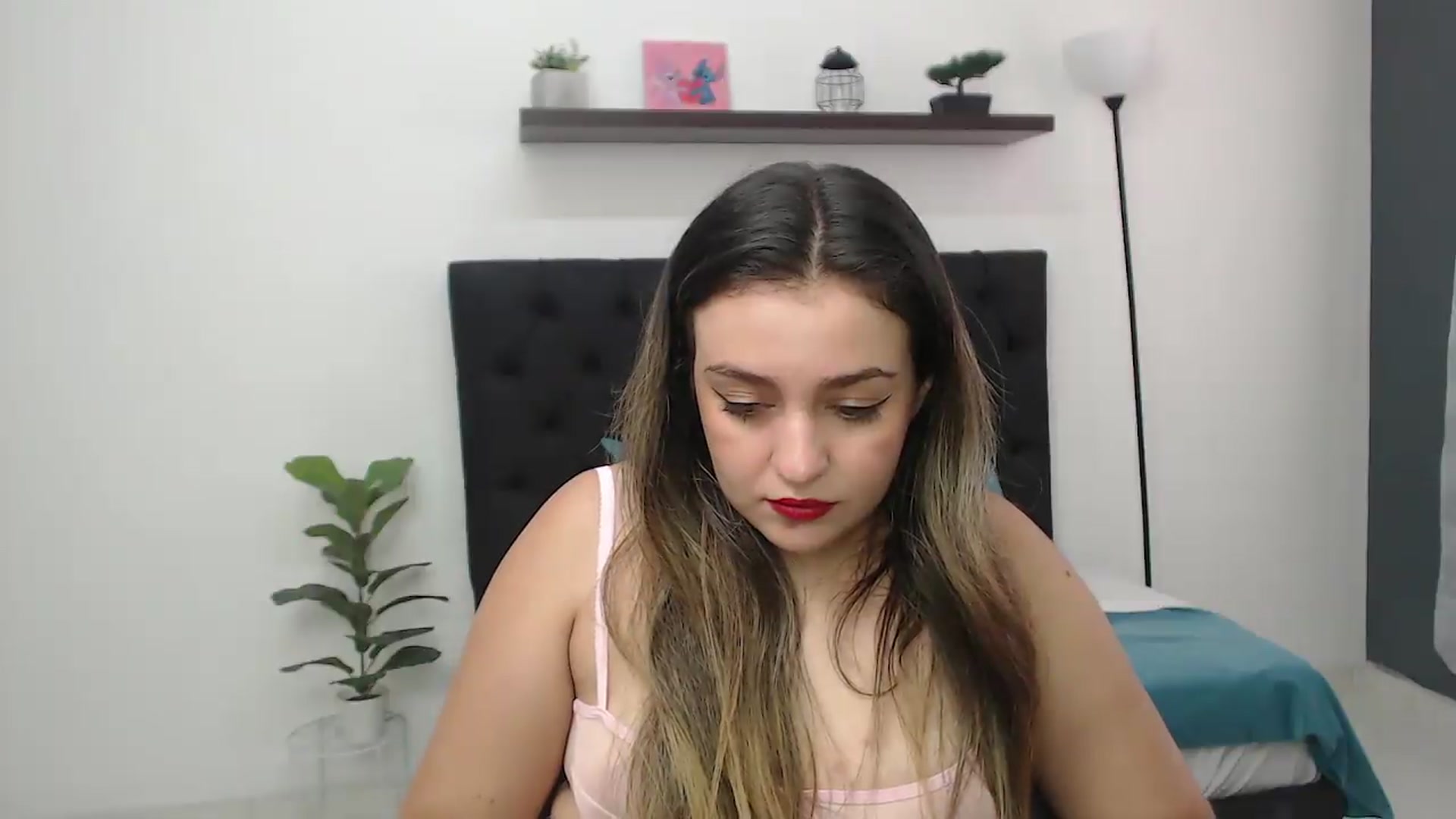 Gallery image thumbnail from CamilleDucan's myfreecams stream on, 08/27/2026, 15:59 image 5 of 20