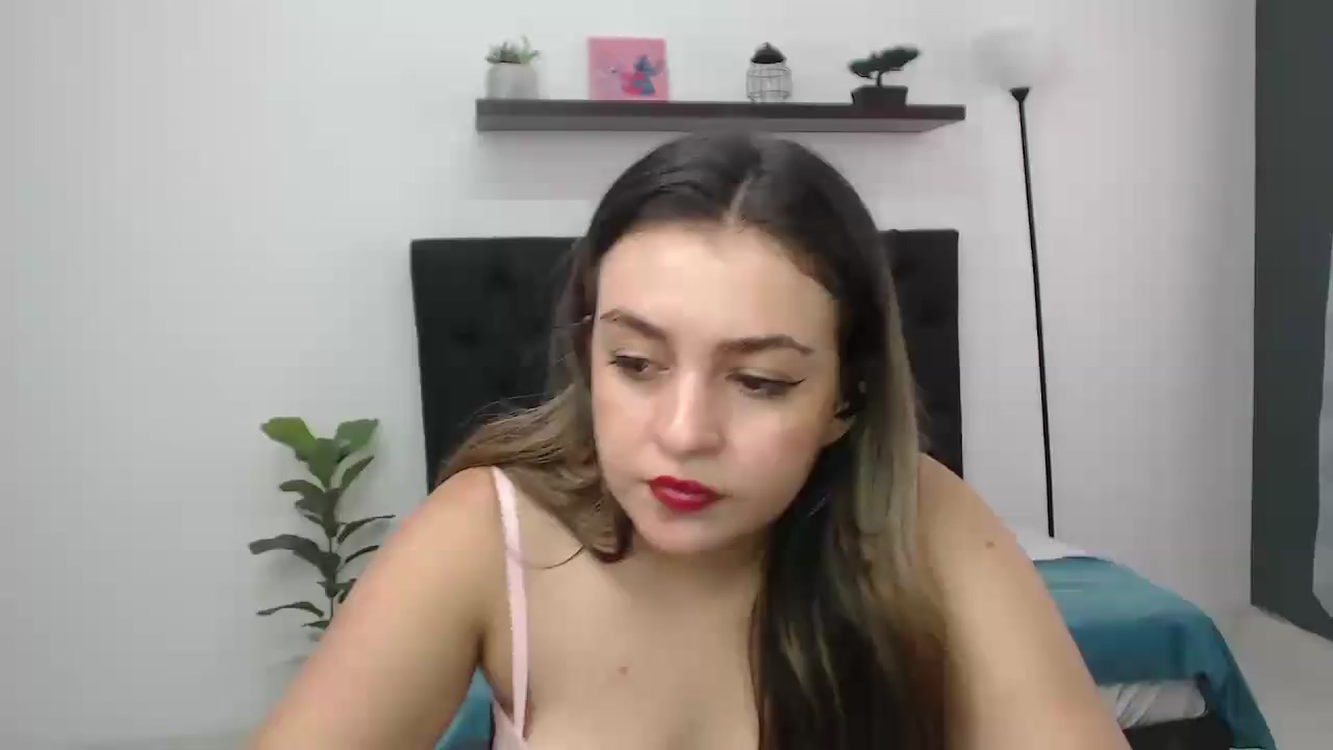 Gallery image thumbnail from CamilleDucan's myfreecams stream on, 08/27/2026, 16:32 image 13 of 20