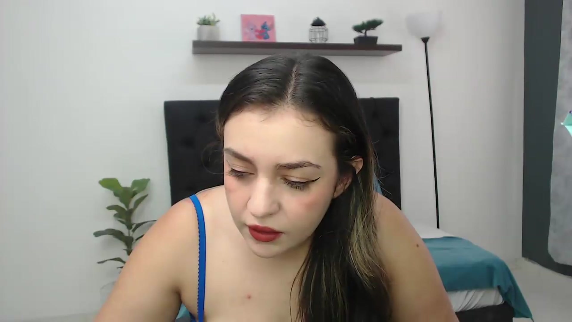 Gallery image thumbnail from CamilleDucan's myfreecams stream on, 08/28/2026, 13:30 image 15 of 20