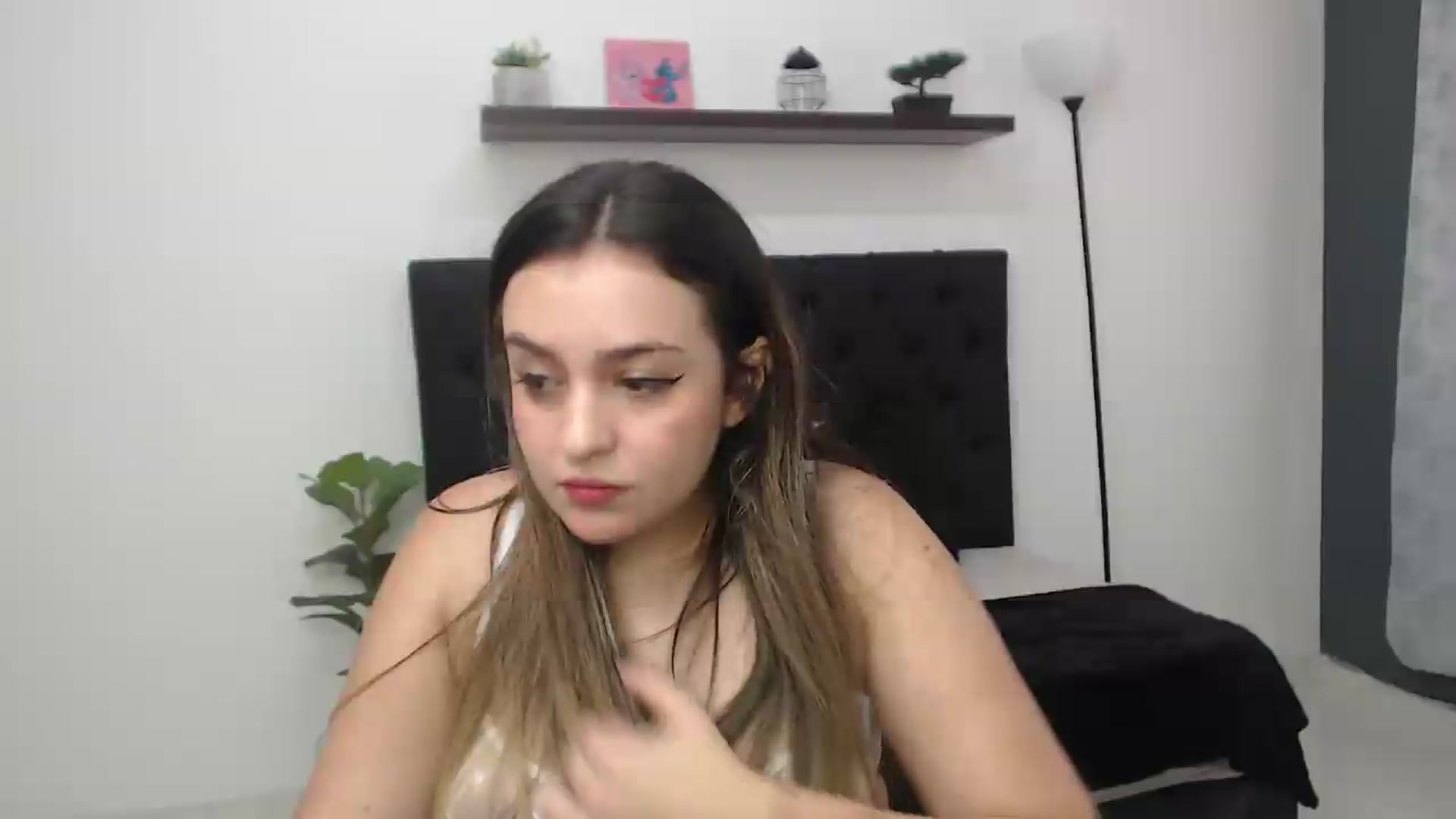 Gallery image thumbnail from CamilleDucan's myfreecams stream on, 08/31/2026, 14:12 image 6 of 20