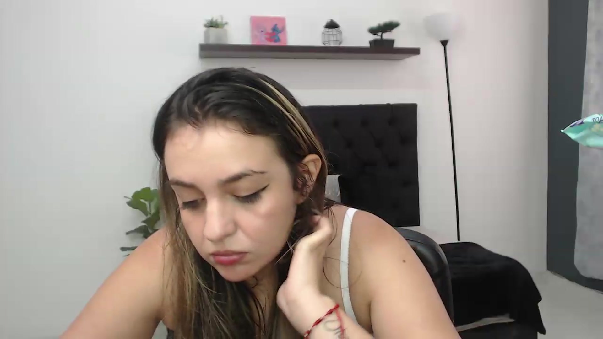 Gallery image thumbnail from CamilleDucan's myfreecams stream on, 08/31/2026, 16:40 image 6 of 20