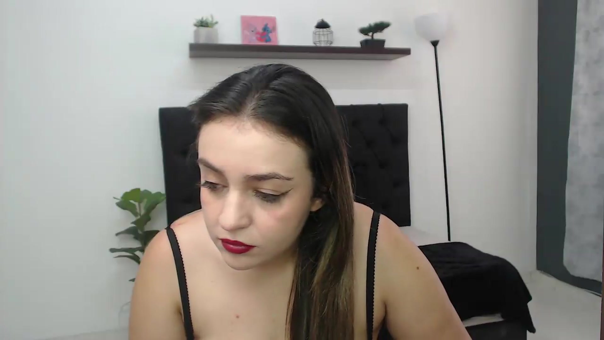 Gallery image thumbnail from CamilleDucan's myfreecams stream on, 09/03/2026, 14:53 image 6 of 20