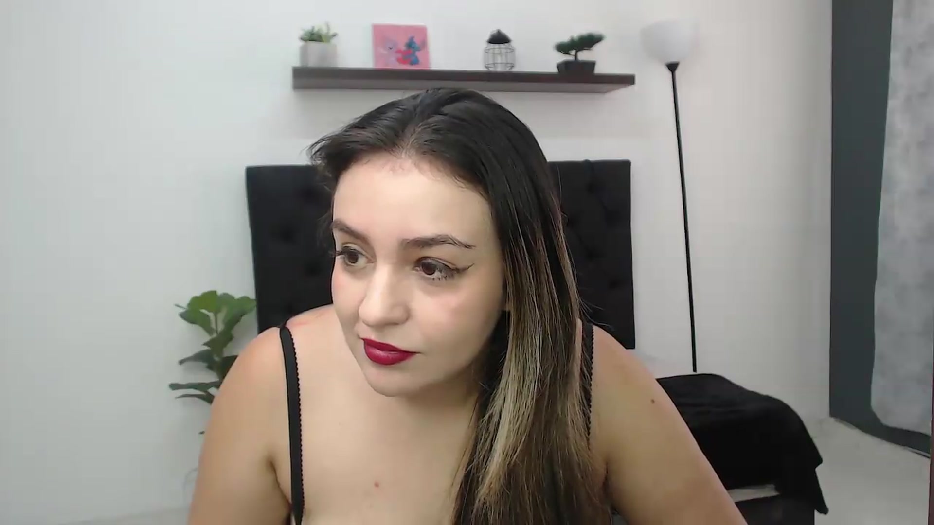 Gallery image thumbnail from CamilleDucan's myfreecams stream on, 09/03/2026, 14:53 image 5 of 20