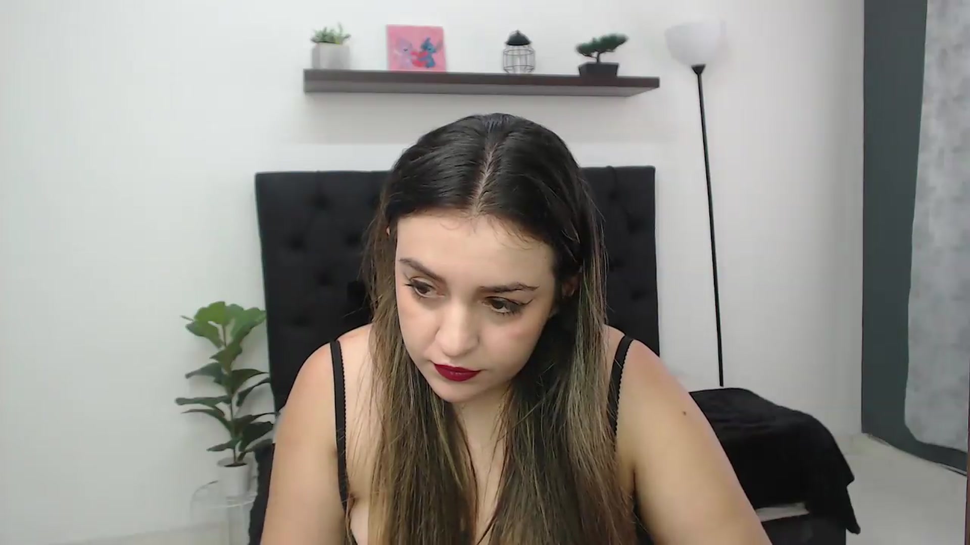 Gallery image thumbnail from CamilleDucan's myfreecams stream on, 09/03/2026, 15:57 image 8 of 20