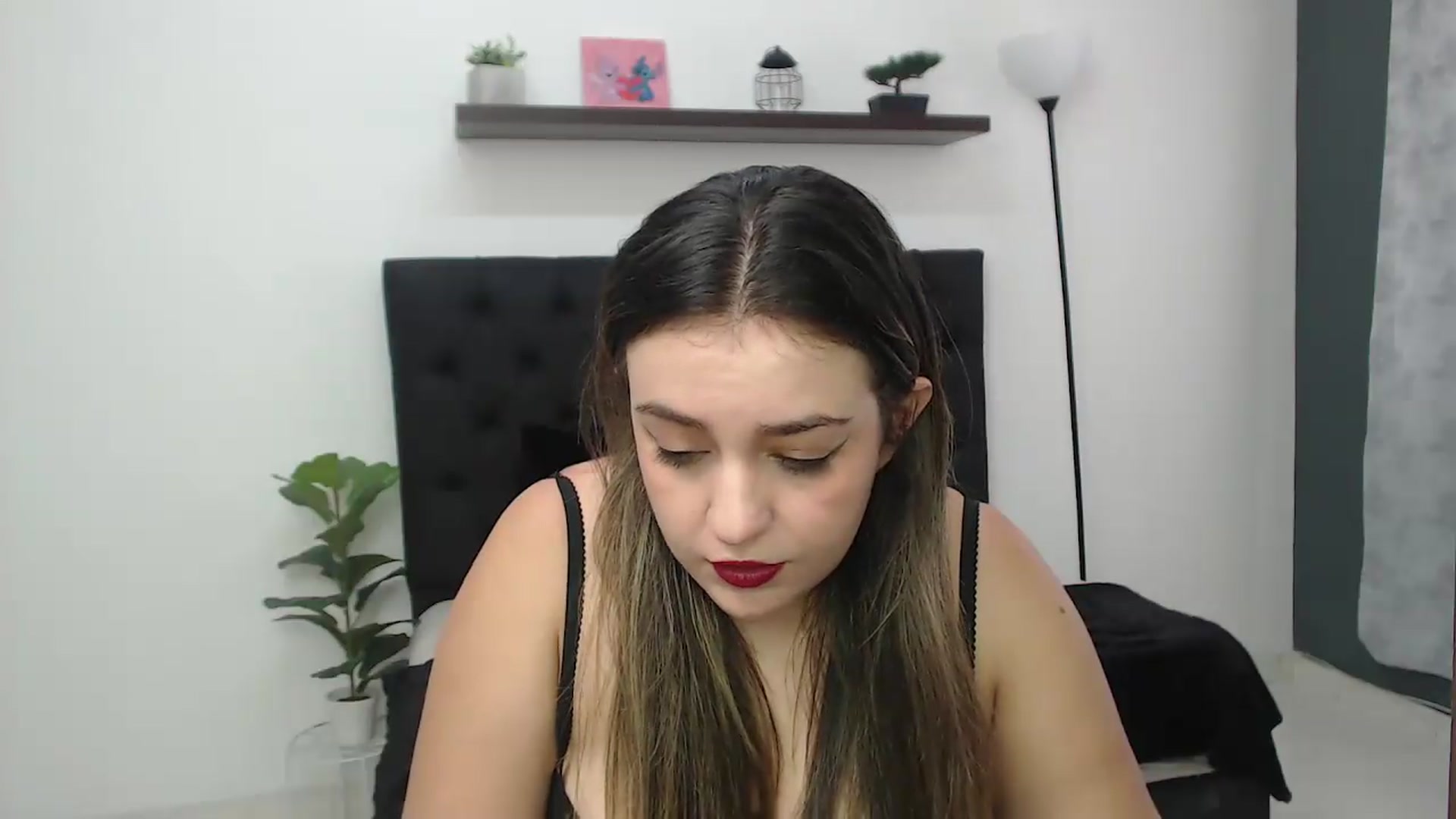 Gallery image thumbnail from CamilleDucan's myfreecams stream on, 09/03/2026, 15:57 image 4 of 20