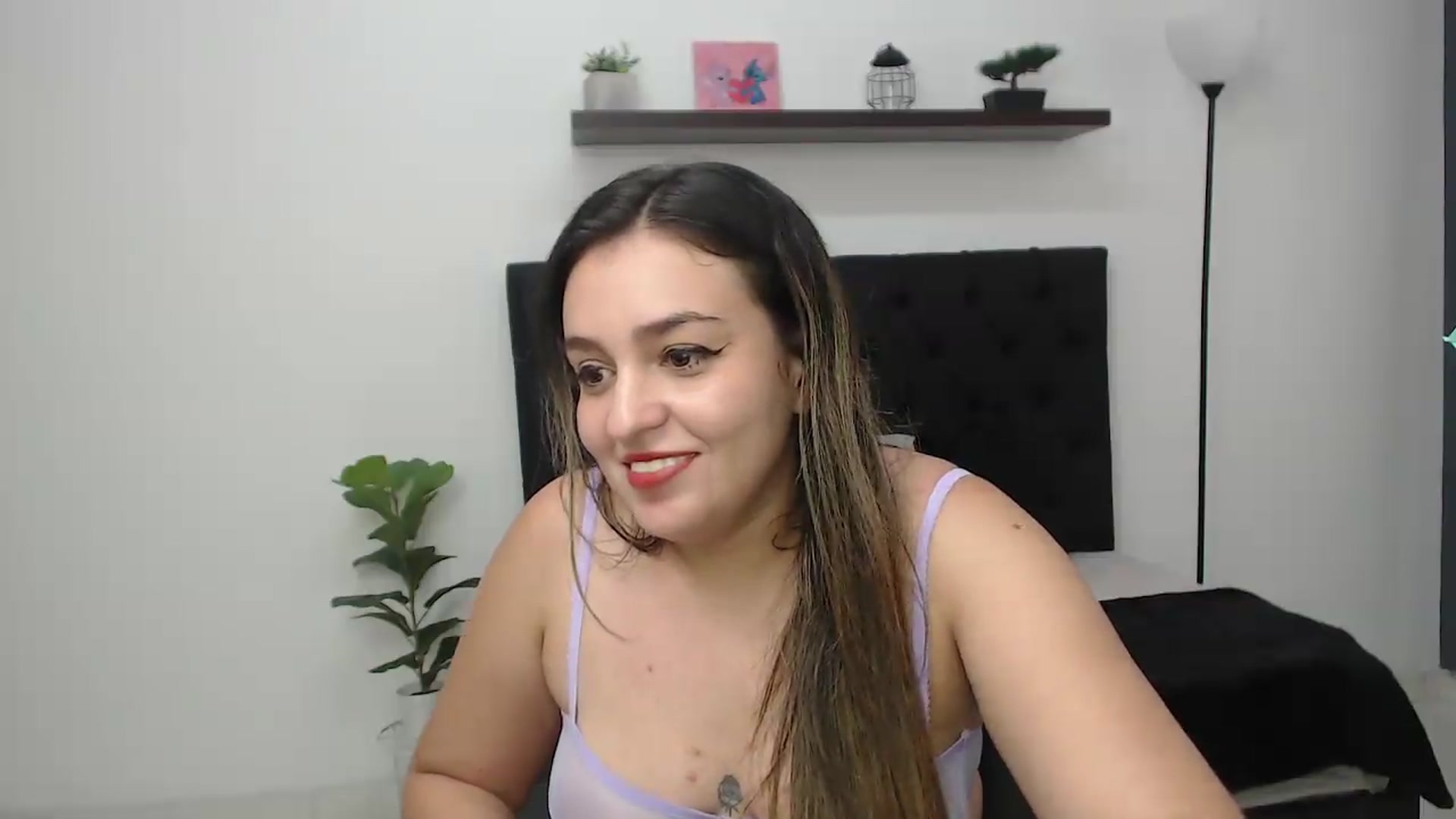 Gallery image thumbnail from CamilleDucan's myfreecams stream on, 09/07/2026, 17:57 image 16 of 20