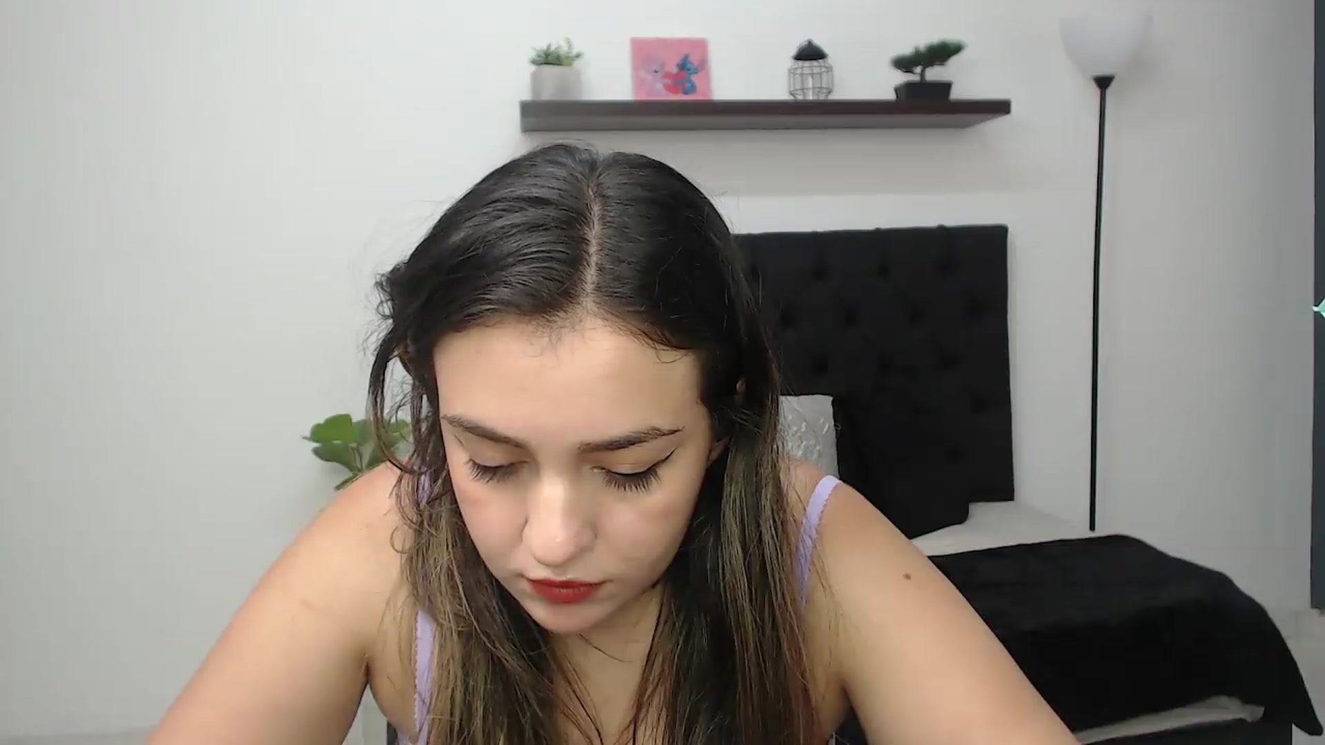Gallery image thumbnail from CamilleDucan's myfreecams stream on, 09/07/2026, 17:57 image 14 of 20