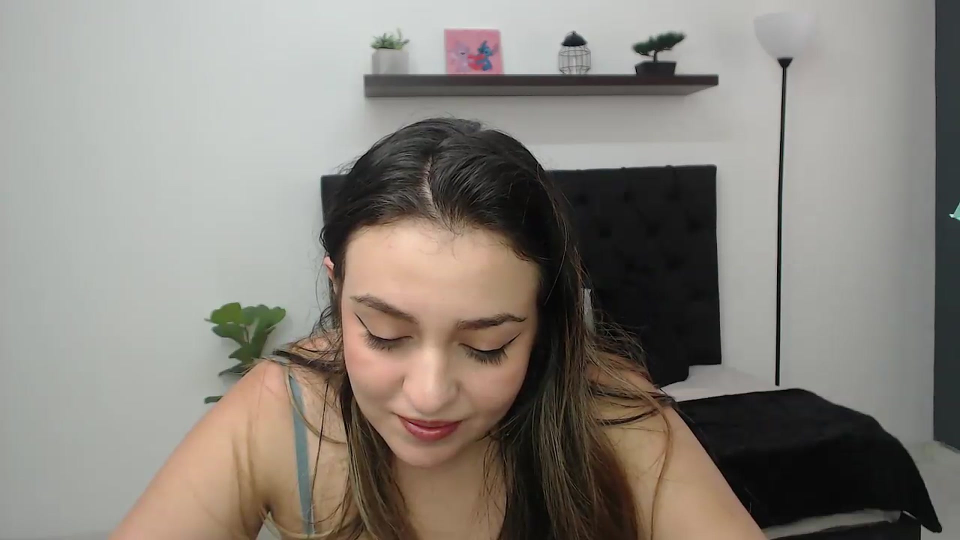 Gallery image thumbnail from CamilleDucan's myfreecams stream on, 09/08/2026, 18:47 image 11 of 20