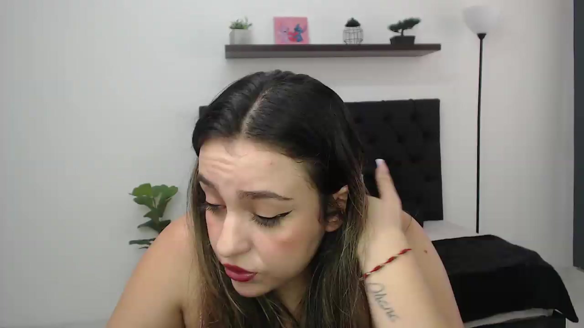 Gallery image thumbnail from CamilleDucan's myfreecams stream on, 09/09/2026, 16:08 image 1 of 20