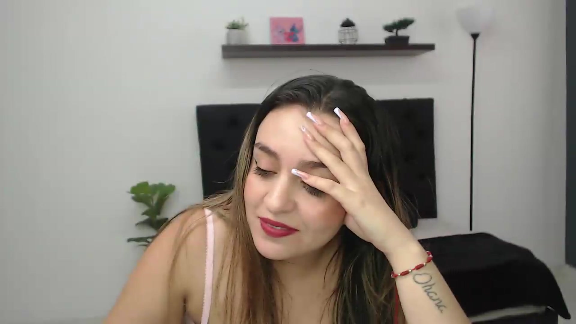 Gallery image thumbnail from CamilleDucan's myfreecams stream on, 09/09/2026, 16:08 image 19 of 20