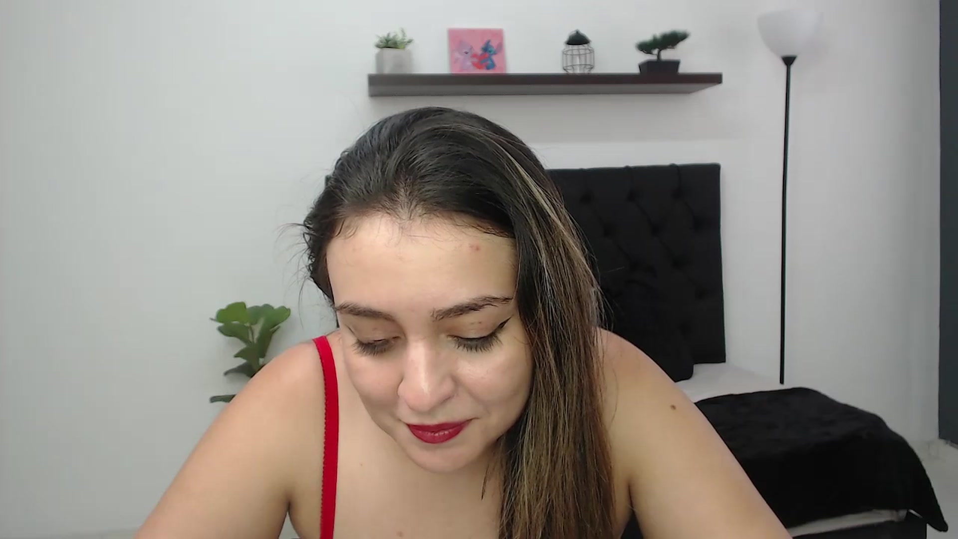 Gallery image thumbnail from CamilleDucan's myfreecams stream on, 09/10/2026, 18:48 image 18 of 20