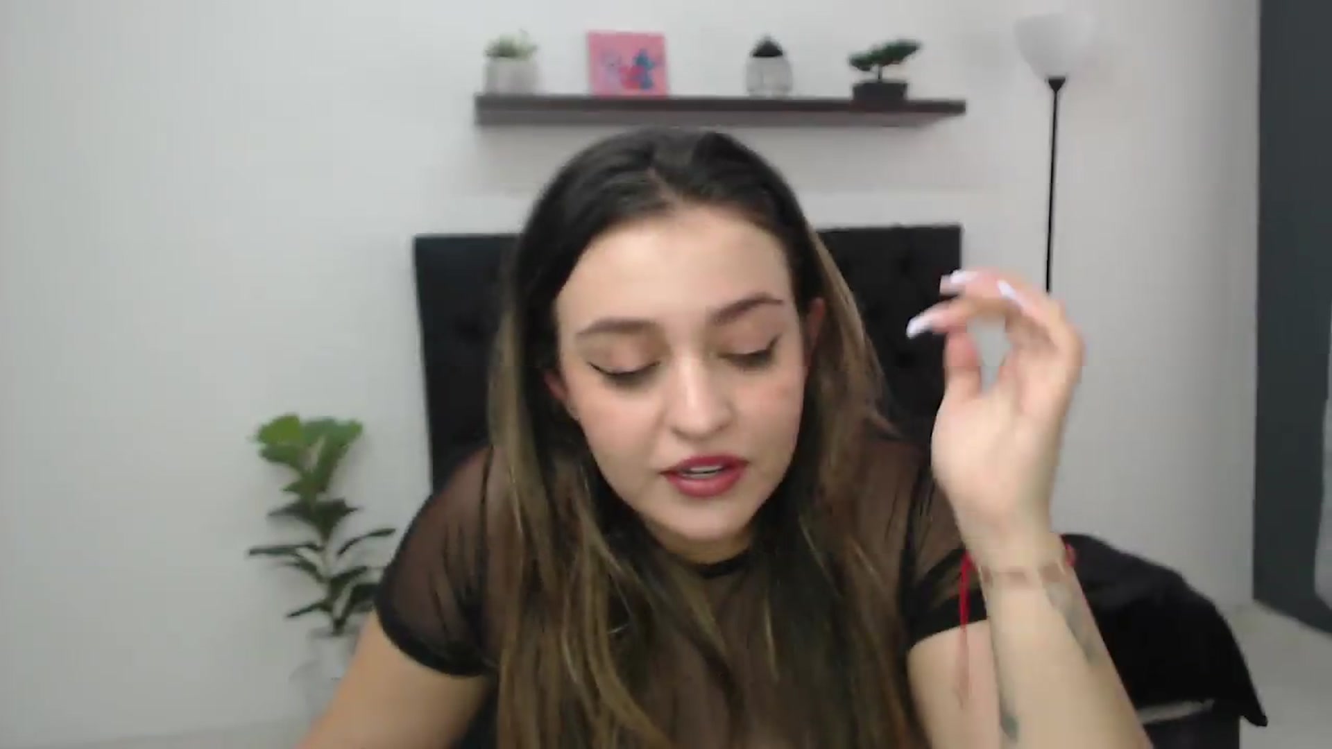 Gallery image thumbnail from CamilleDucan's myfreecams stream on, 09/12/2026, 15:33 image 4 of 20