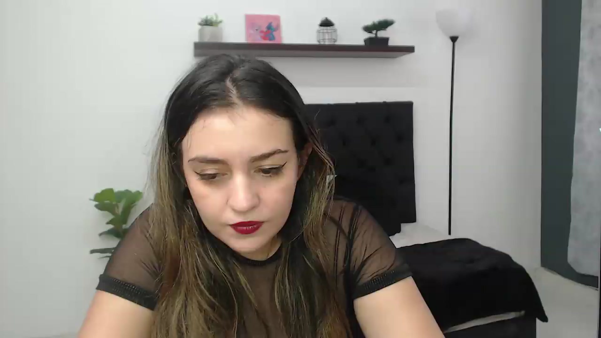 Gallery image thumbnail from CamilleDucan's myfreecams stream on, 09/12/2026, 17:53 image 13 of 20