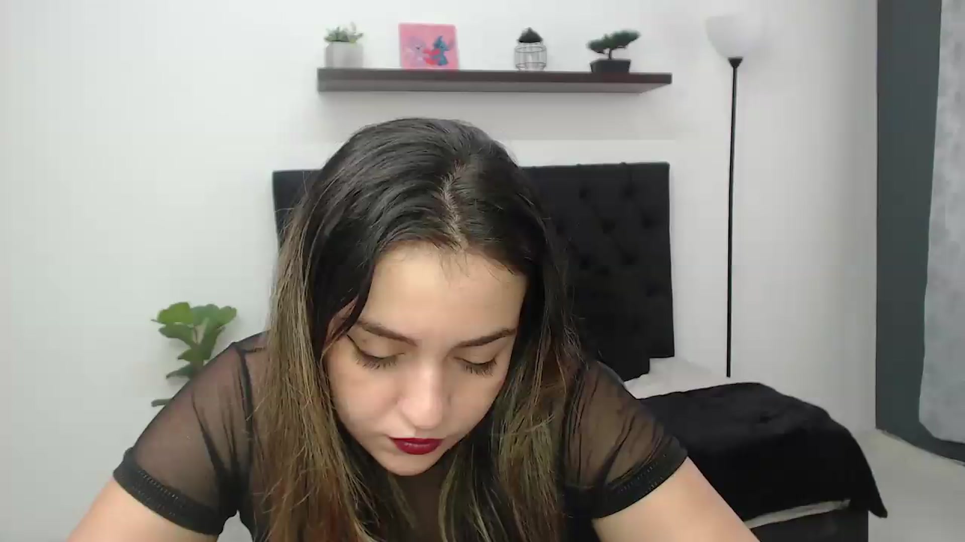 Gallery image thumbnail from CamilleDucan's myfreecams stream on, 09/12/2026, 17:53 image 17 of 20