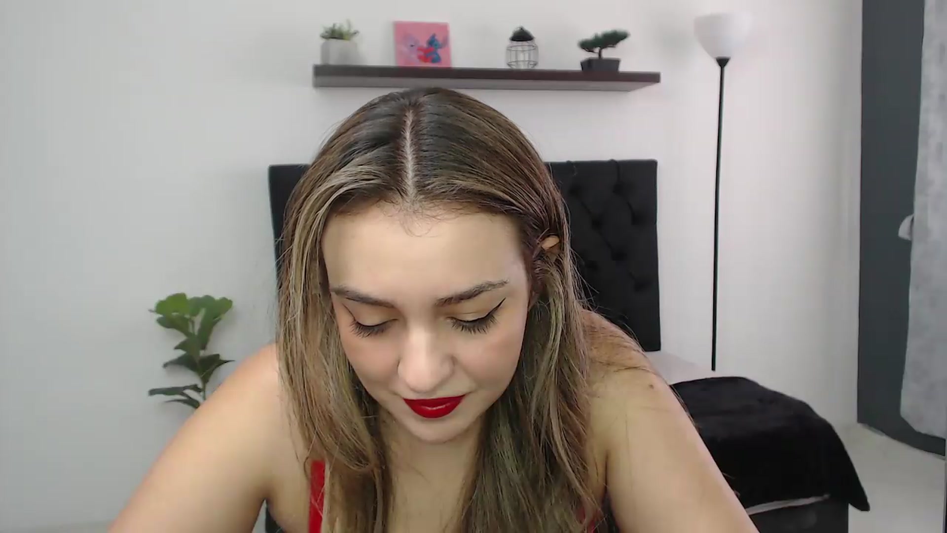 Gallery image thumbnail from CamilleDucan's myfreecams stream on, 09/18/2026, 14:29 image 11 of 20