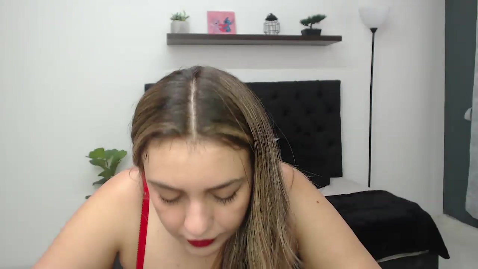 Gallery image thumbnail from CamilleDucan's myfreecams stream on, 09/18/2026, 18:08 image 19 of 20