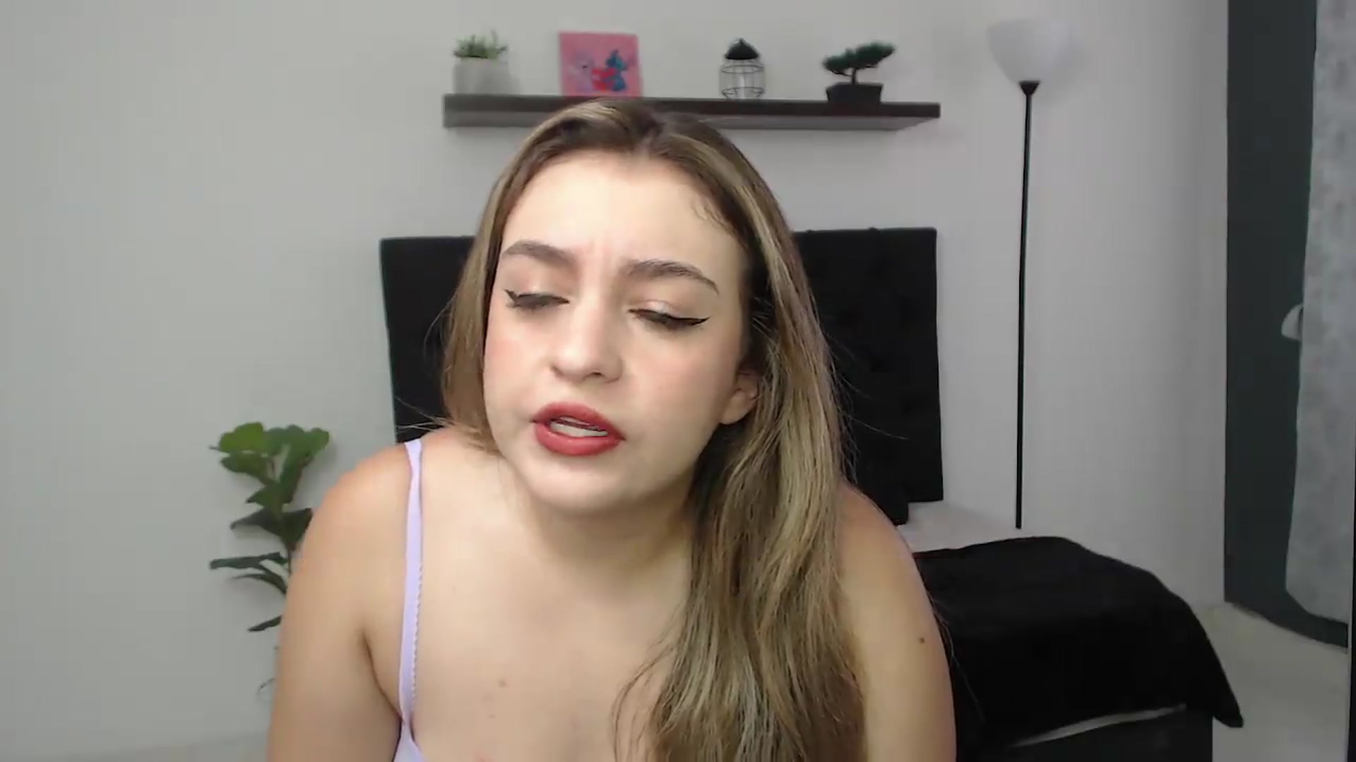 Gallery image thumbnail from CamilleDucan's myfreecams stream on, 09/19/2026, 13:46 image 6 of 20