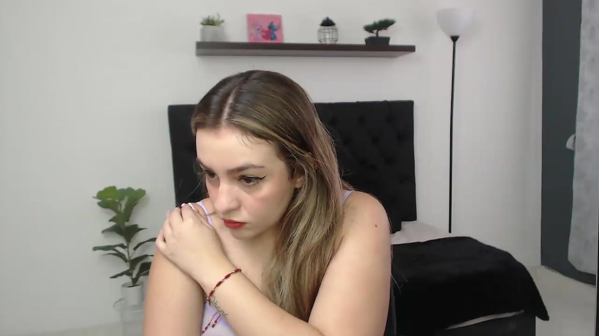 Gallery image thumbnail from CamilleDucan's myfreecams stream on, 09/19/2026, 13:46 image 14 of 20