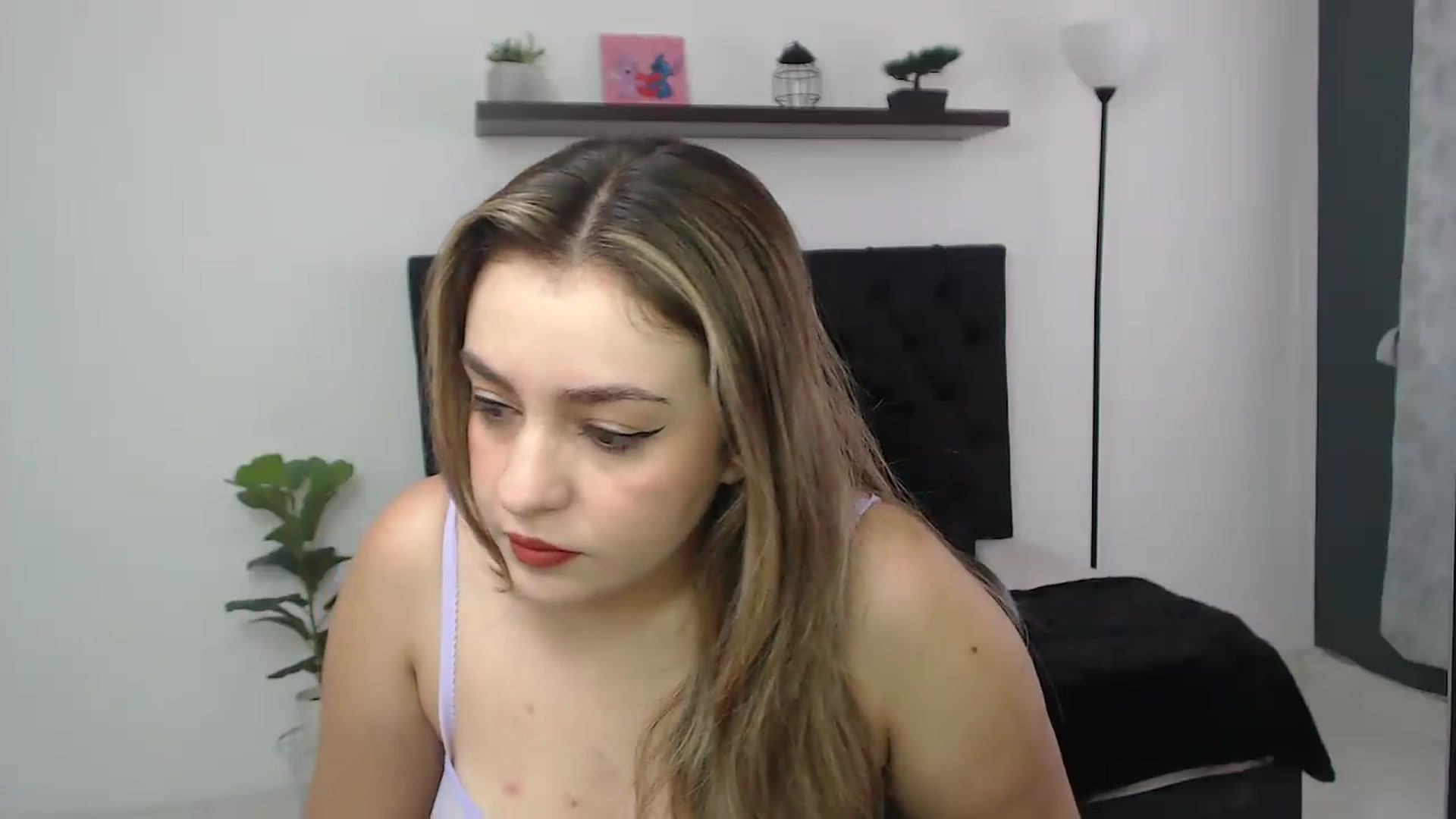 Gallery image thumbnail from CamilleDucan's myfreecams stream on, 09/19/2026, 13:46 image 7 of 20