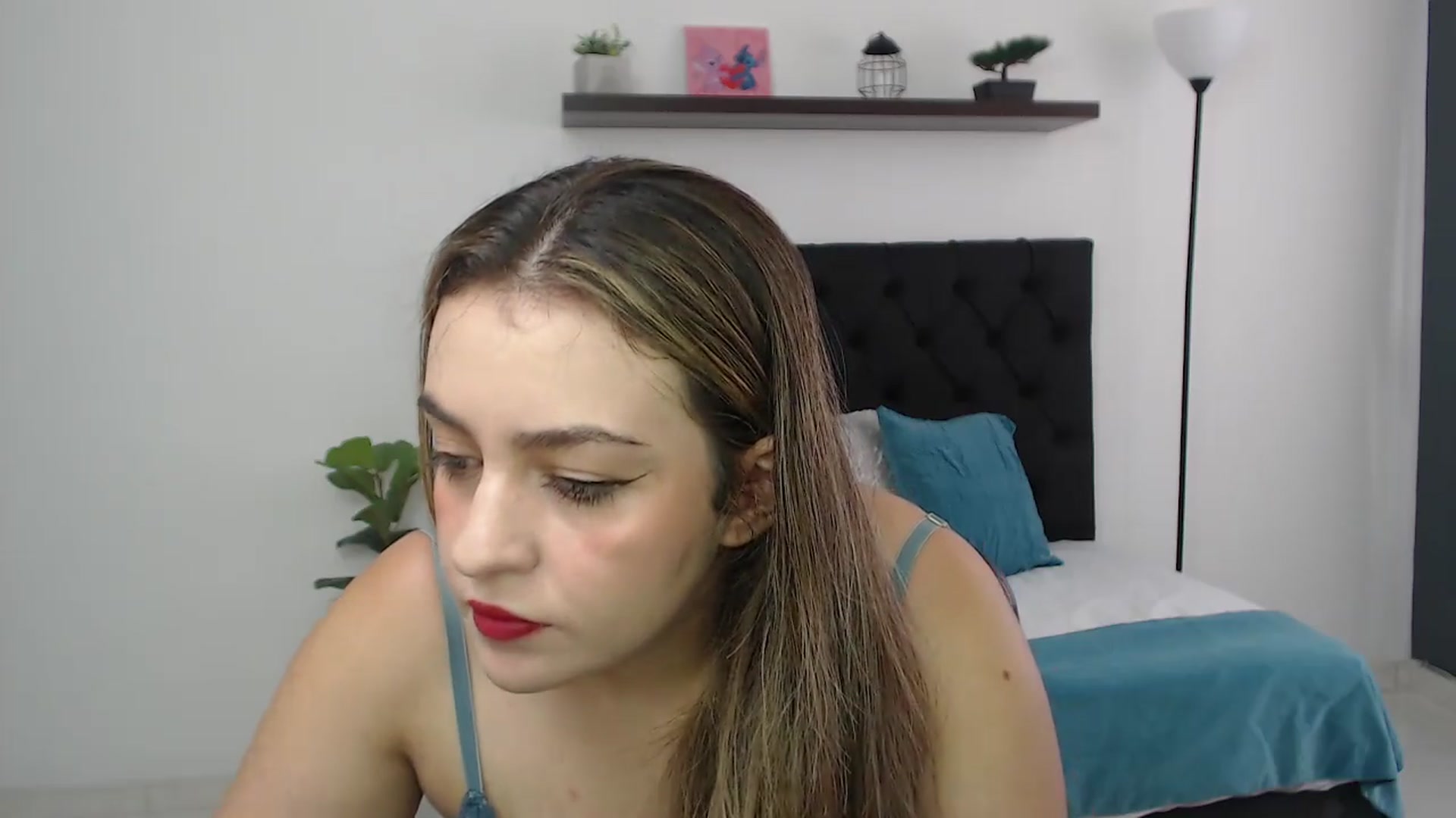 Gallery image thumbnail from CamilleDucan's myfreecams stream on, 09/21/2026, 14:53 image 6 of 20