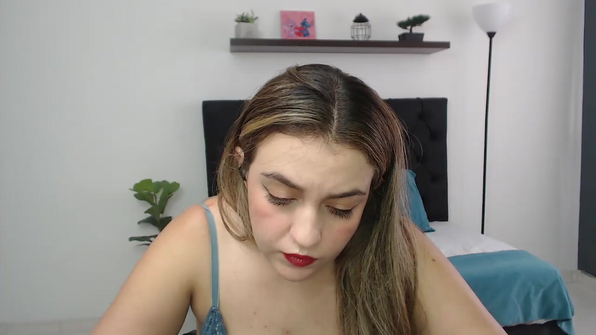 Gallery image thumbnail from CamilleDucan's myfreecams stream on, 09/21/2026, 14:53 image 15 of 20