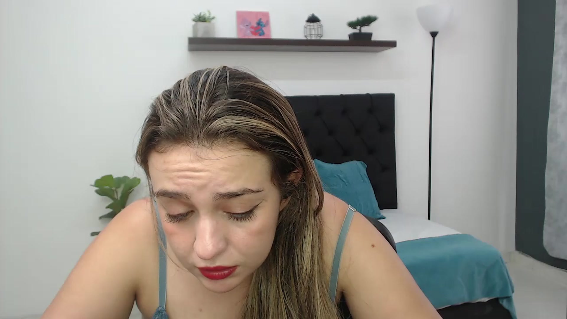 Gallery image thumbnail from CamilleDucan's myfreecams stream on, 09/21/2026, 18:07 image 15 of 20