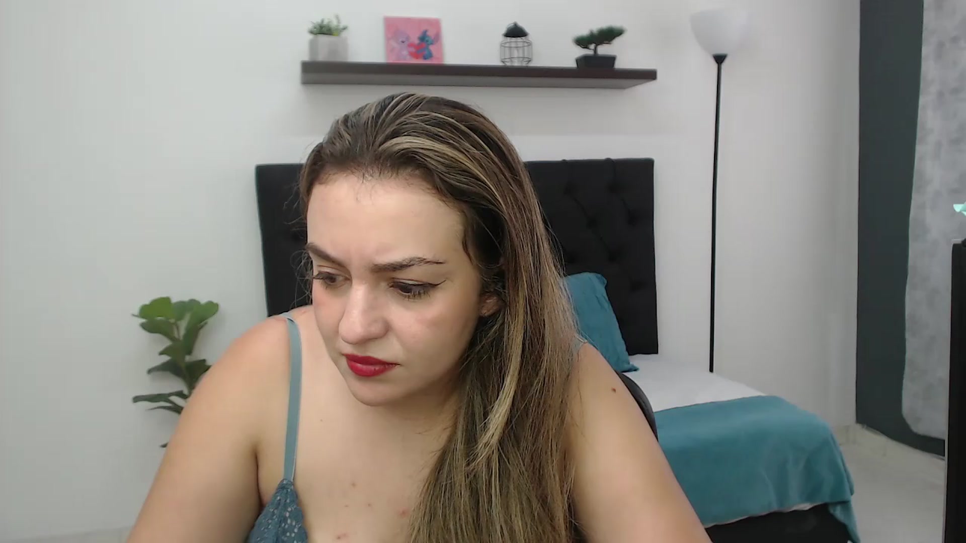 Gallery image thumbnail from CamilleDucan's myfreecams stream on, 09/21/2026, 18:07 image 14 of 20