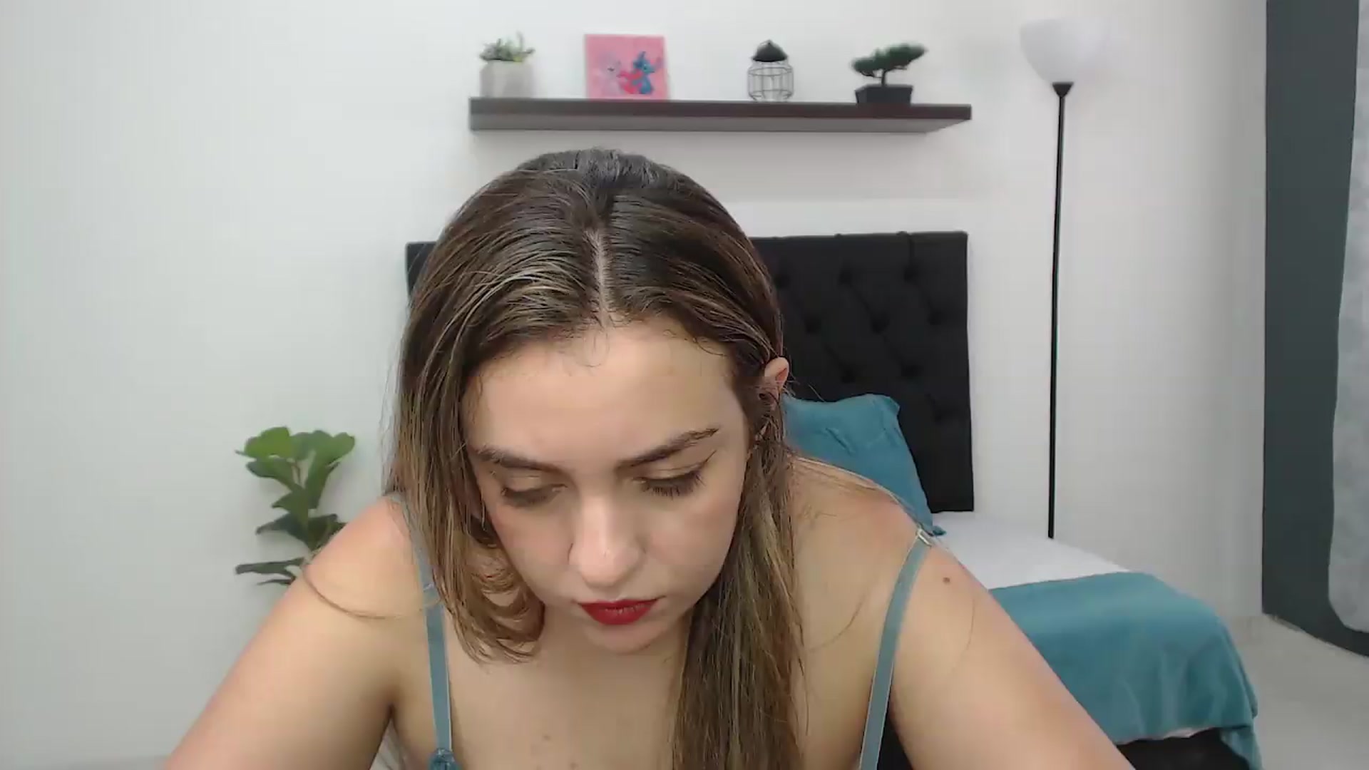 Gallery image thumbnail from CamilleDucan's myfreecams stream on, 09/21/2026, 19:03 image 19 of 20