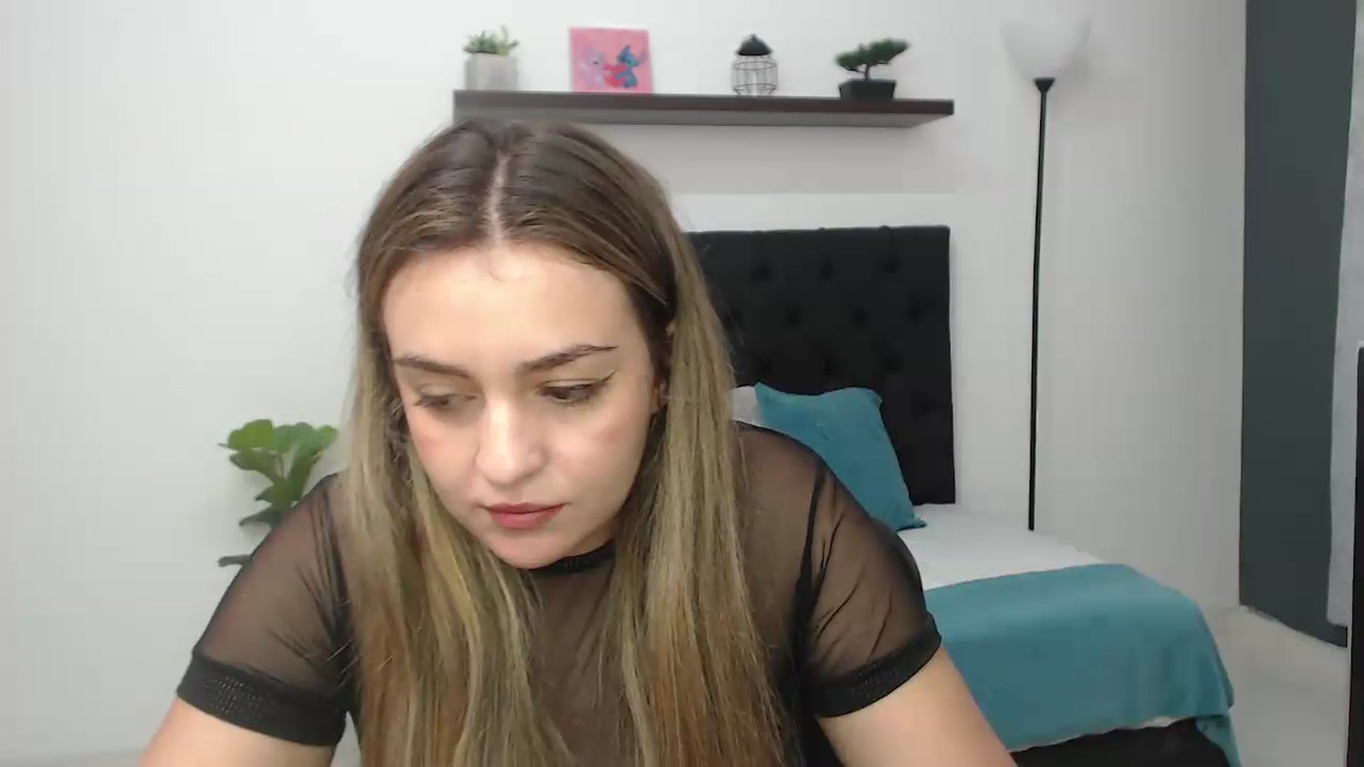 Gallery image thumbnail from CamilleDucan's myfreecams stream on, 09/22/2026, 18:51 image 17 of 20