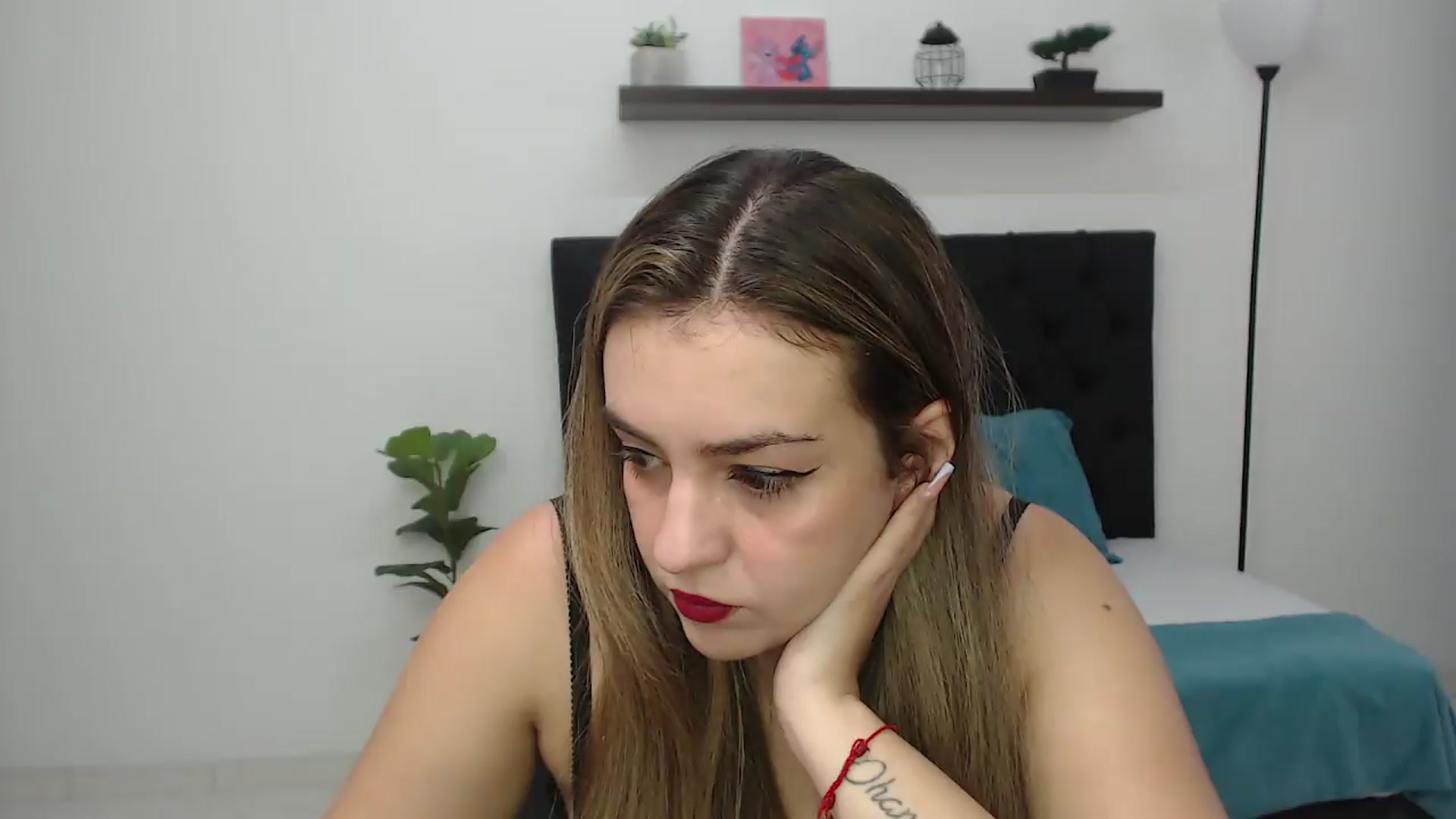 Gallery image thumbnail from CamilleDucan's myfreecams stream on, 09/23/2026, 14:49 image 7 of 20