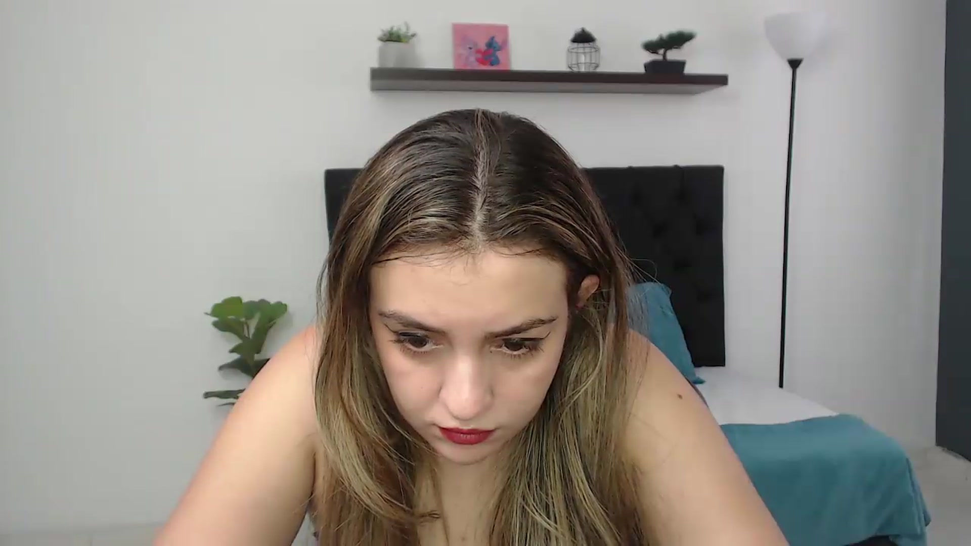 Gallery image thumbnail from CamilleDucan's myfreecams stream on, 09/24/2026, 19:02 image 2 of 20
