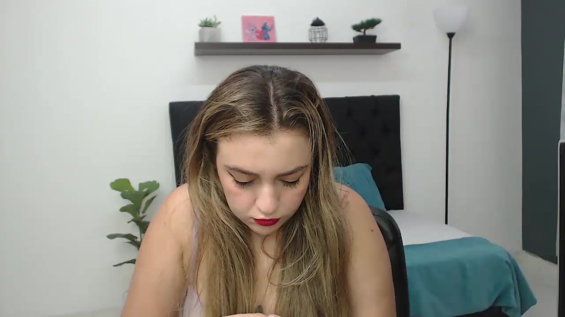 Gallery image thumbnail from CamilleDucan's myfreecams stream on, 09/28/2026, 15:05 image 6 of 20