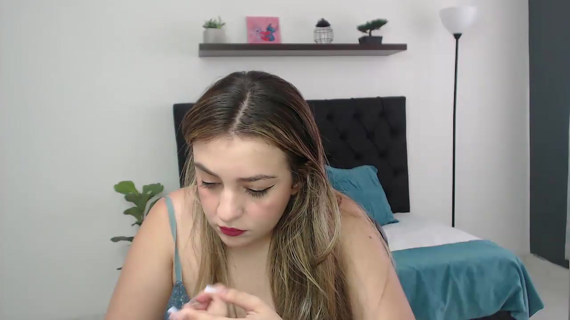 Gallery image thumbnail from CamilleDucan's myfreecams stream on, 09/29/2026, 14:11 image 19 of 20