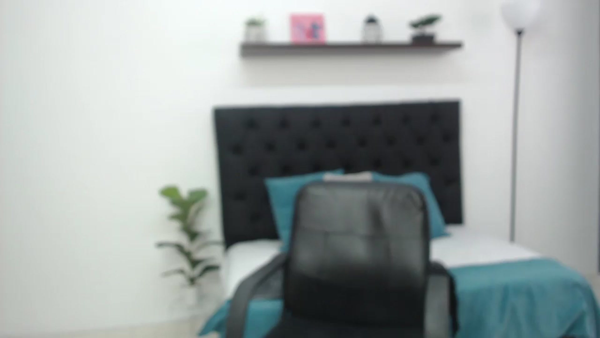 Gallery image thumbnail from CamilleDucan's myfreecams stream on, 09/29/2026, 19:06 image 12 of 20