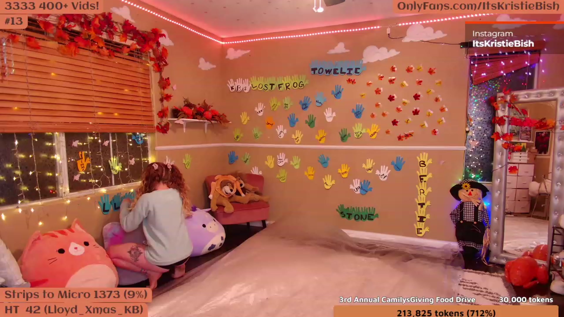 Gallery image thumbnail from CamilysGiving's myfreecams stream on, 11/17/2022, 09:11 image 2 of 20