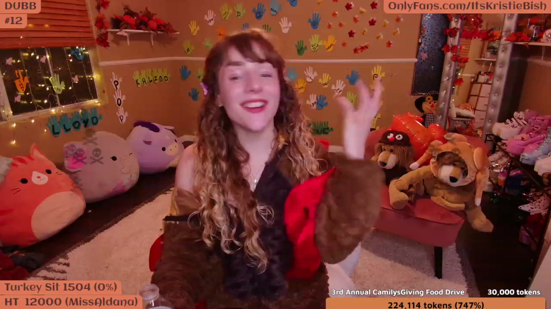 Gallery image thumbnail from CamilysGiving's myfreecams stream on, 11/19/2022, 07:38 image 4 of 20