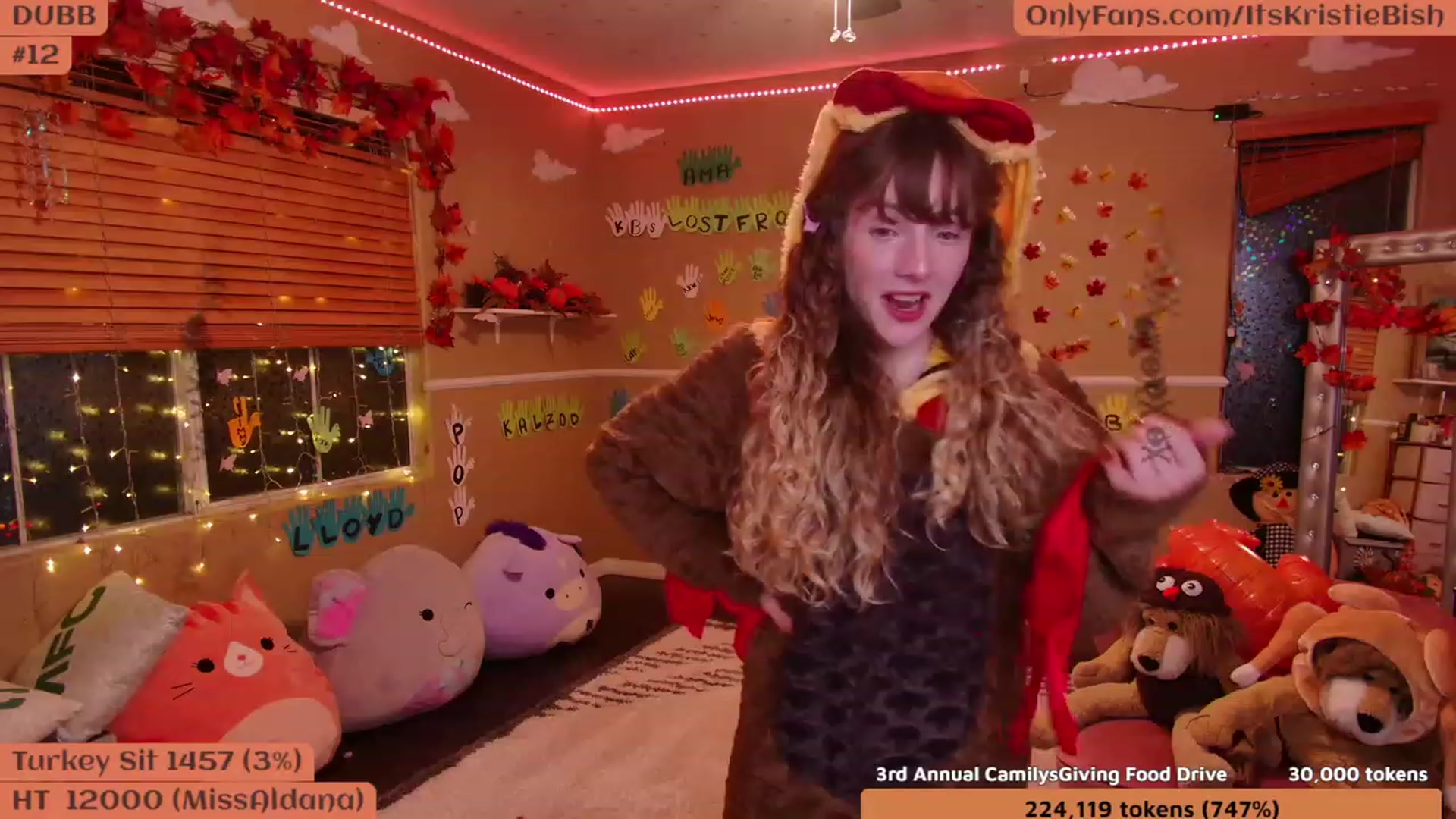 Gallery image thumbnail from CamilysGiving's myfreecams stream on, 11/19/2022, 07:38 image 5 of 20