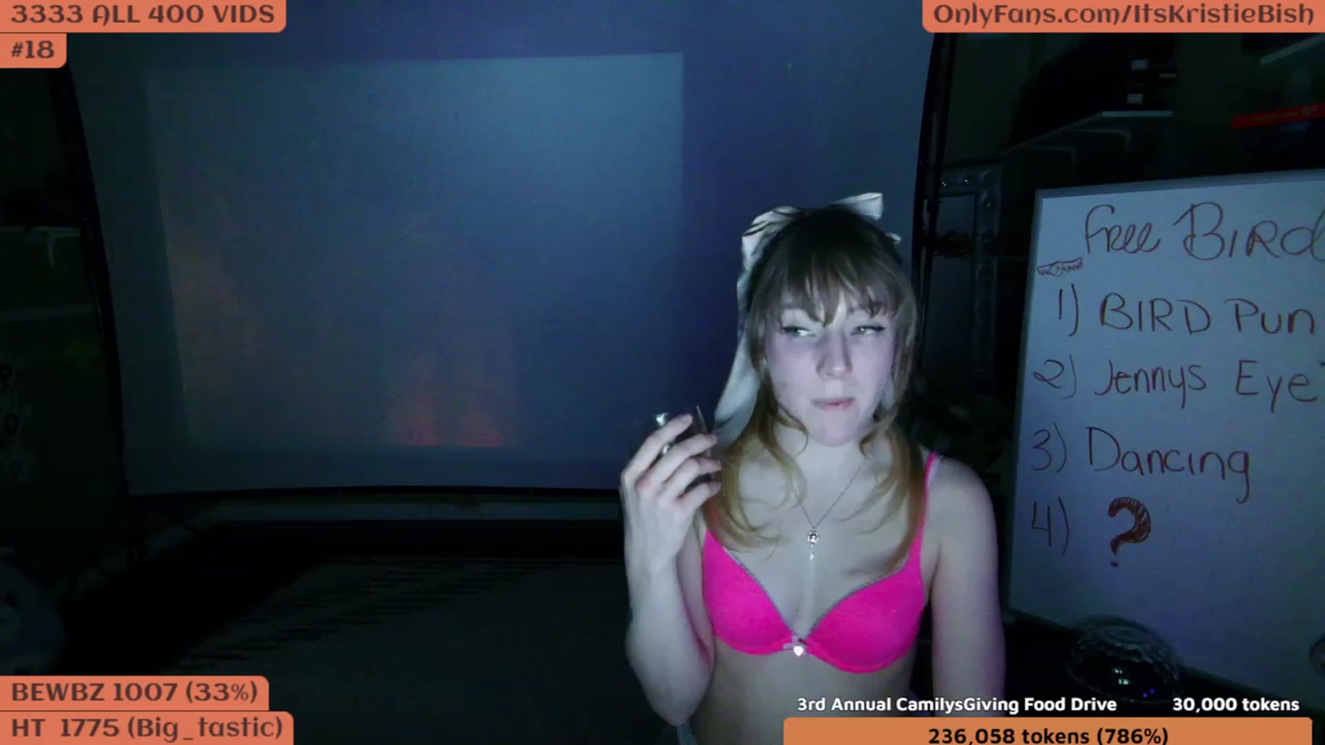 Gallery image thumbnail from CamilysGiving's myfreecams stream on, 11/23/2022, 07:31 image 1 of 20