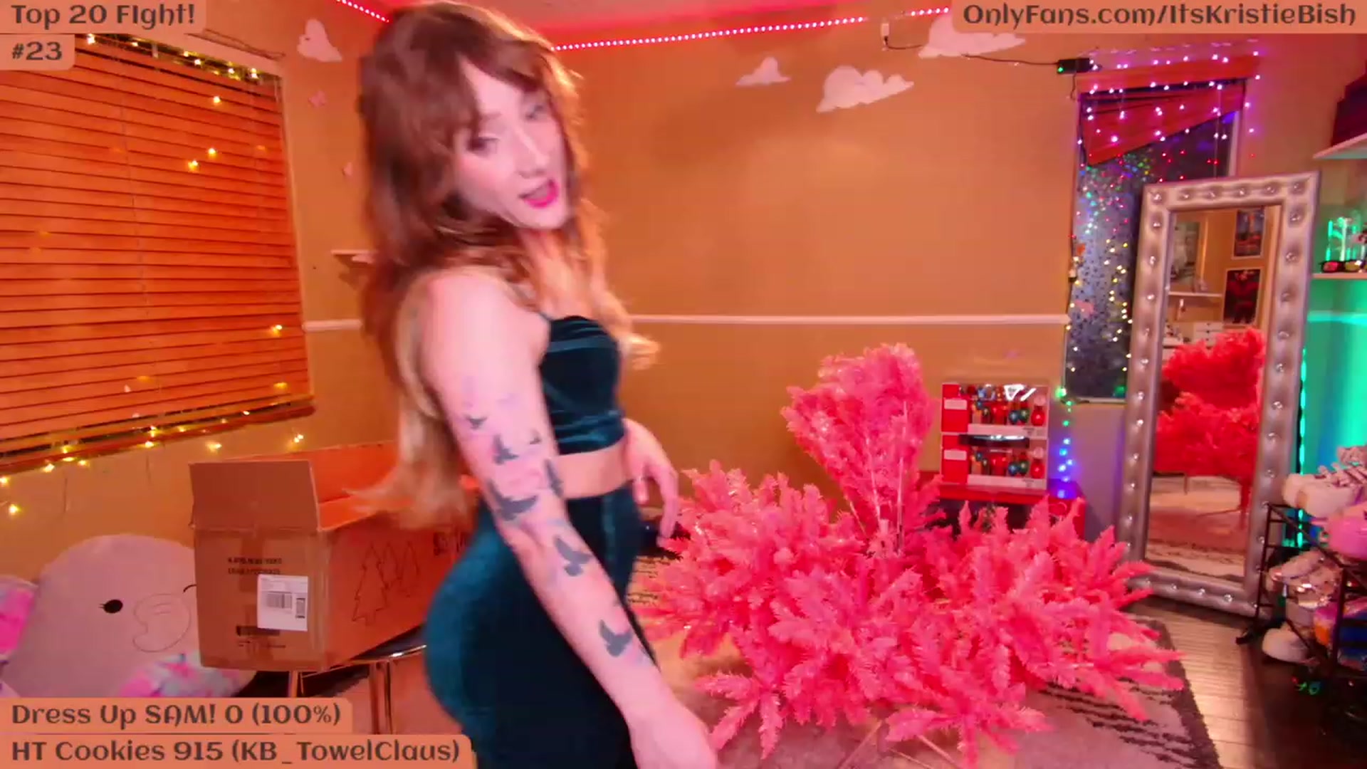 Gallery image thumbnail from CamilysGiving's myfreecams stream on, 11/27/2022, 06:12 image 16 of 20